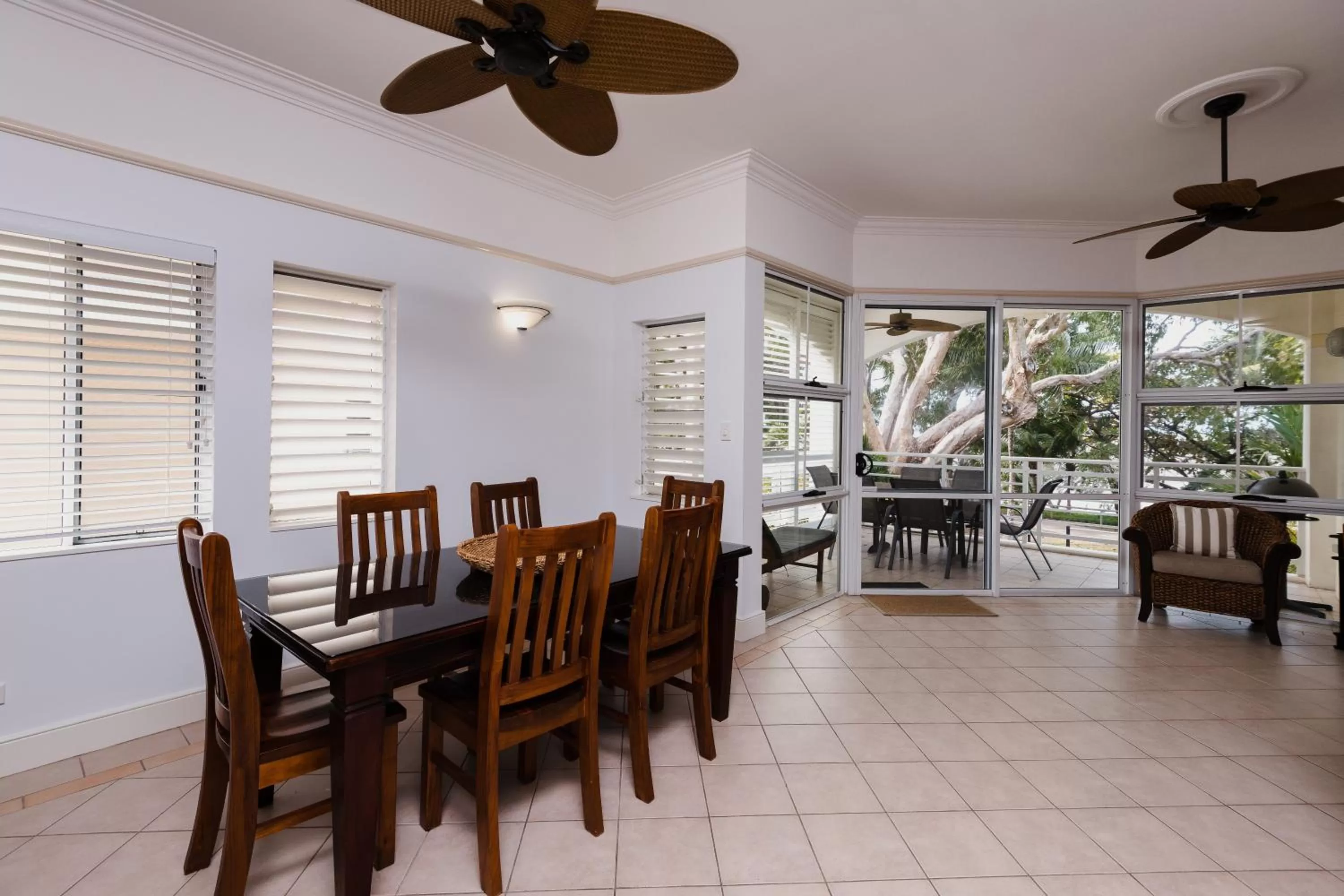 Seating area in Villa Beach Palm Cove