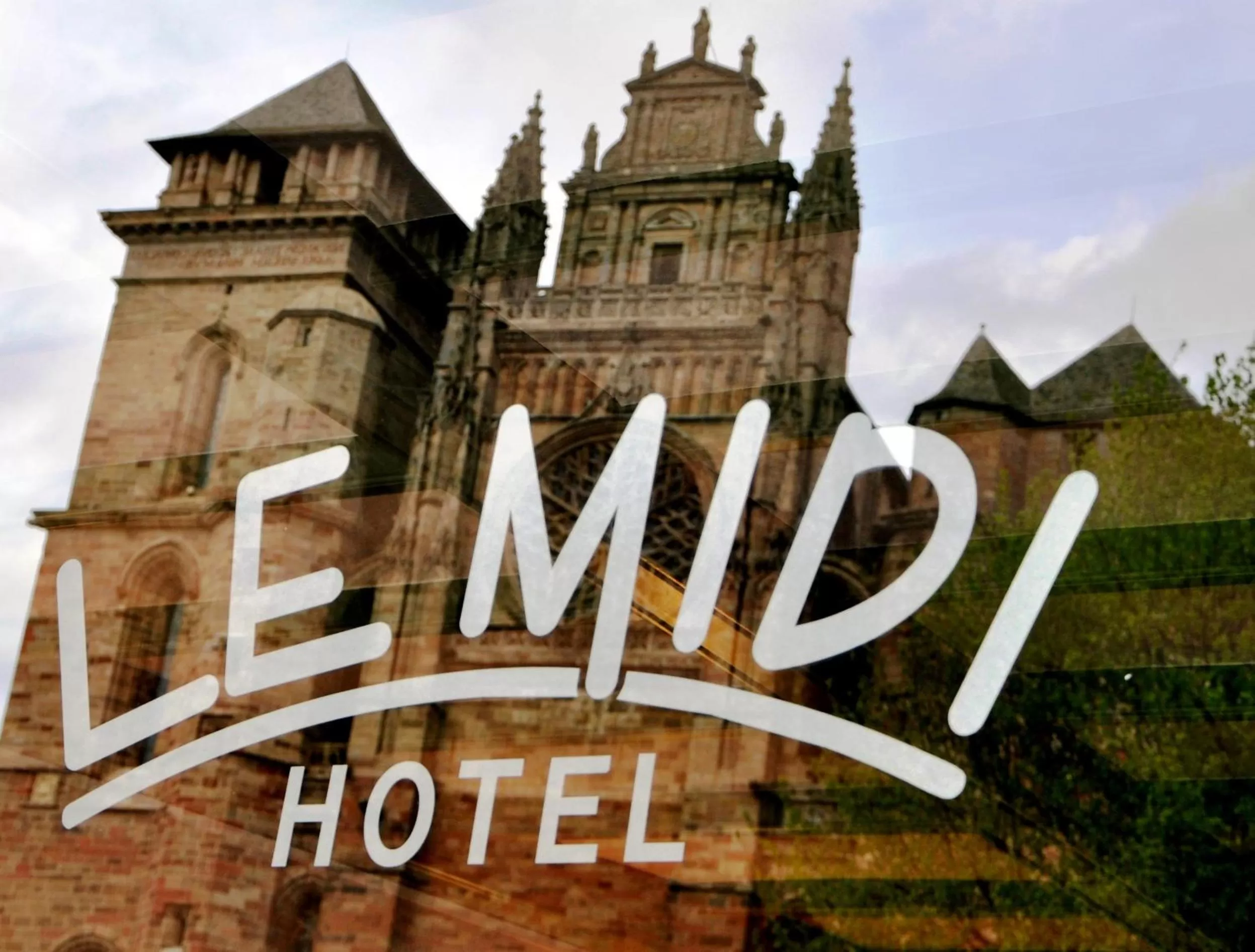 View (from property/room) in Logis Hôtel Restaurant du Midi - Rodez Centre