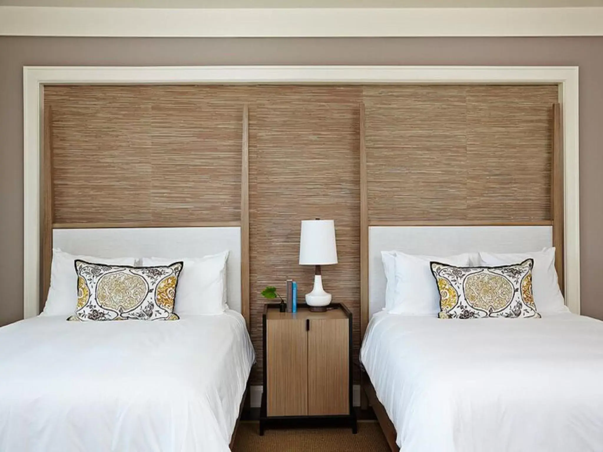 Double Room with Garden View in The Island House Double Room with Garden View in The Island House