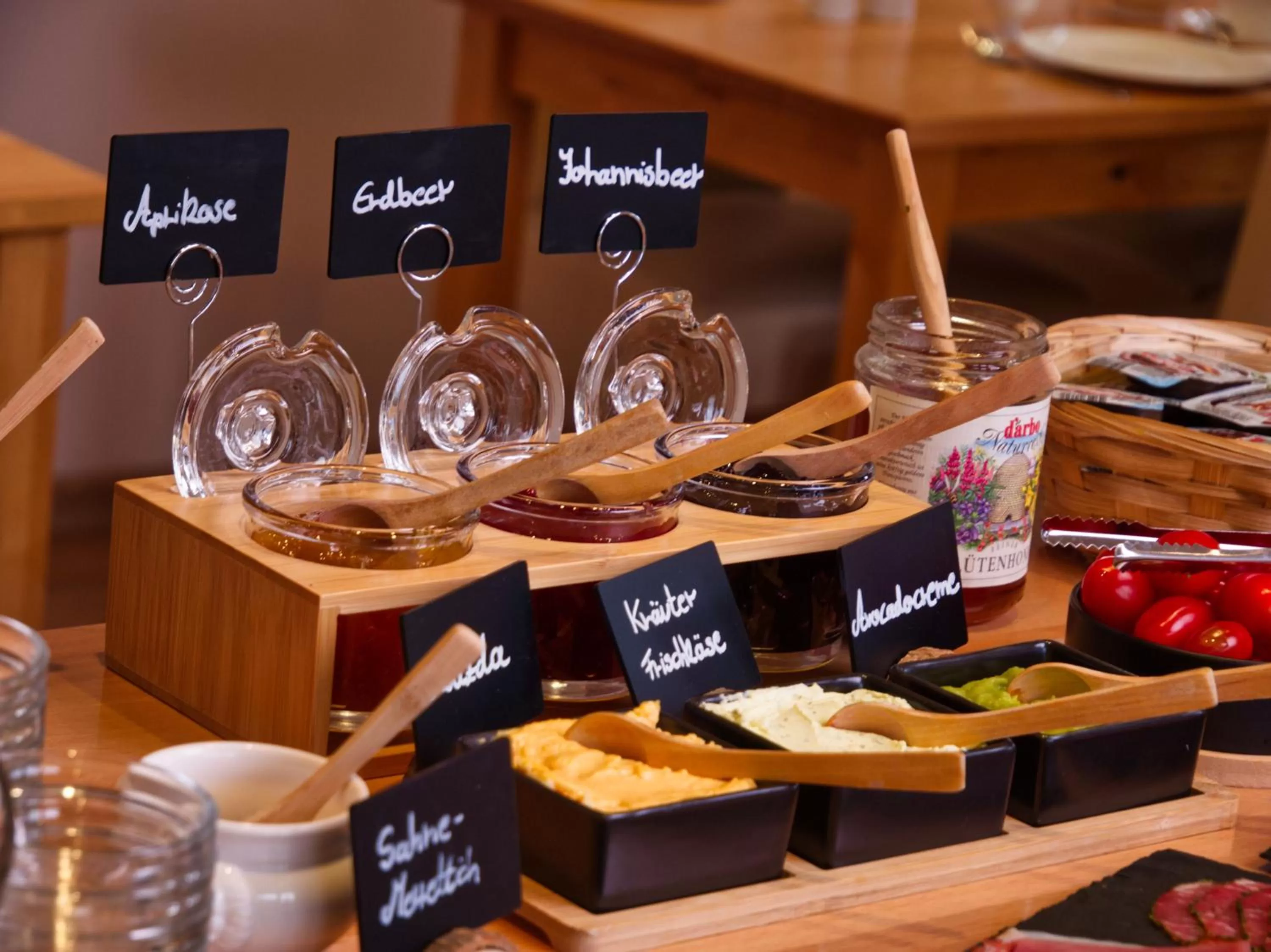 Buffet breakfast, Restaurant/Places to Eat in Hotel Garni Landhaus Sonnenstern