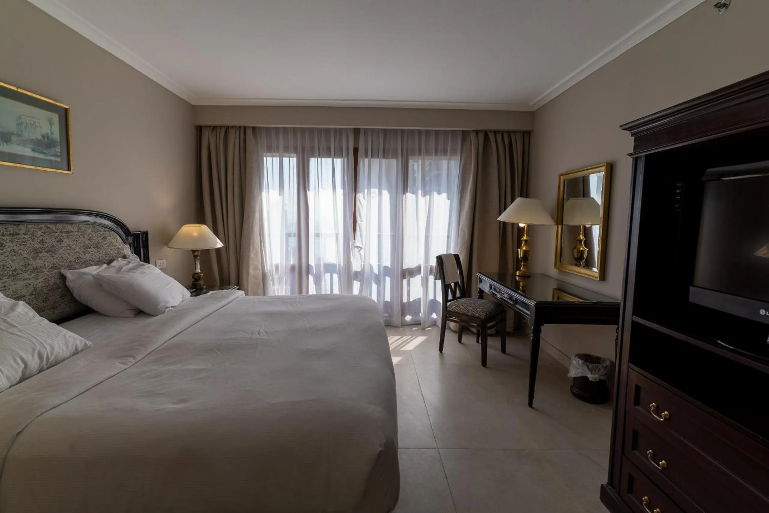 Bedroom, Bed in Cairo World Trade Center Hotel & Residences