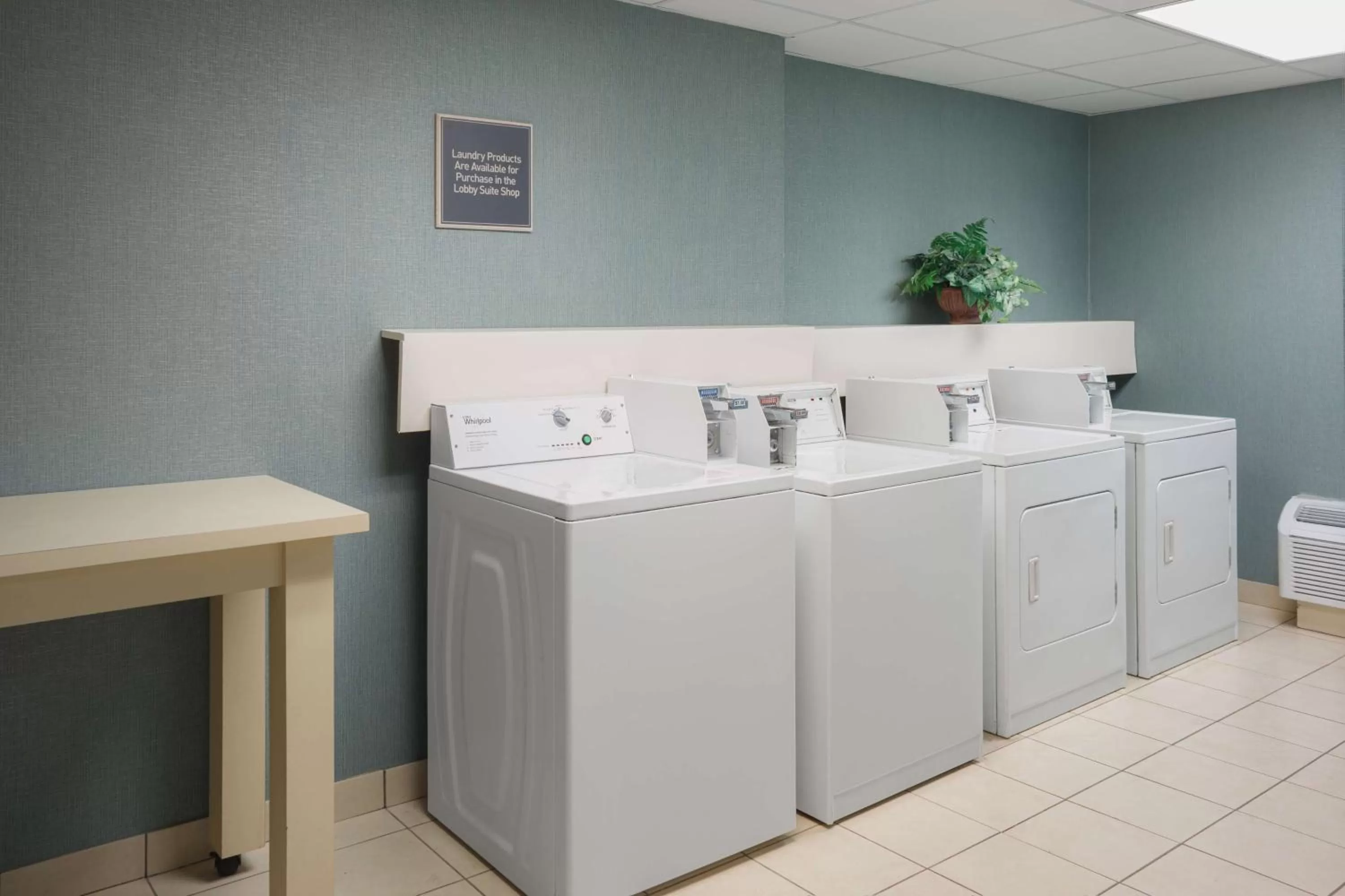 Property building in Homewood Suites by Hilton Knoxville West at Turkey Creek