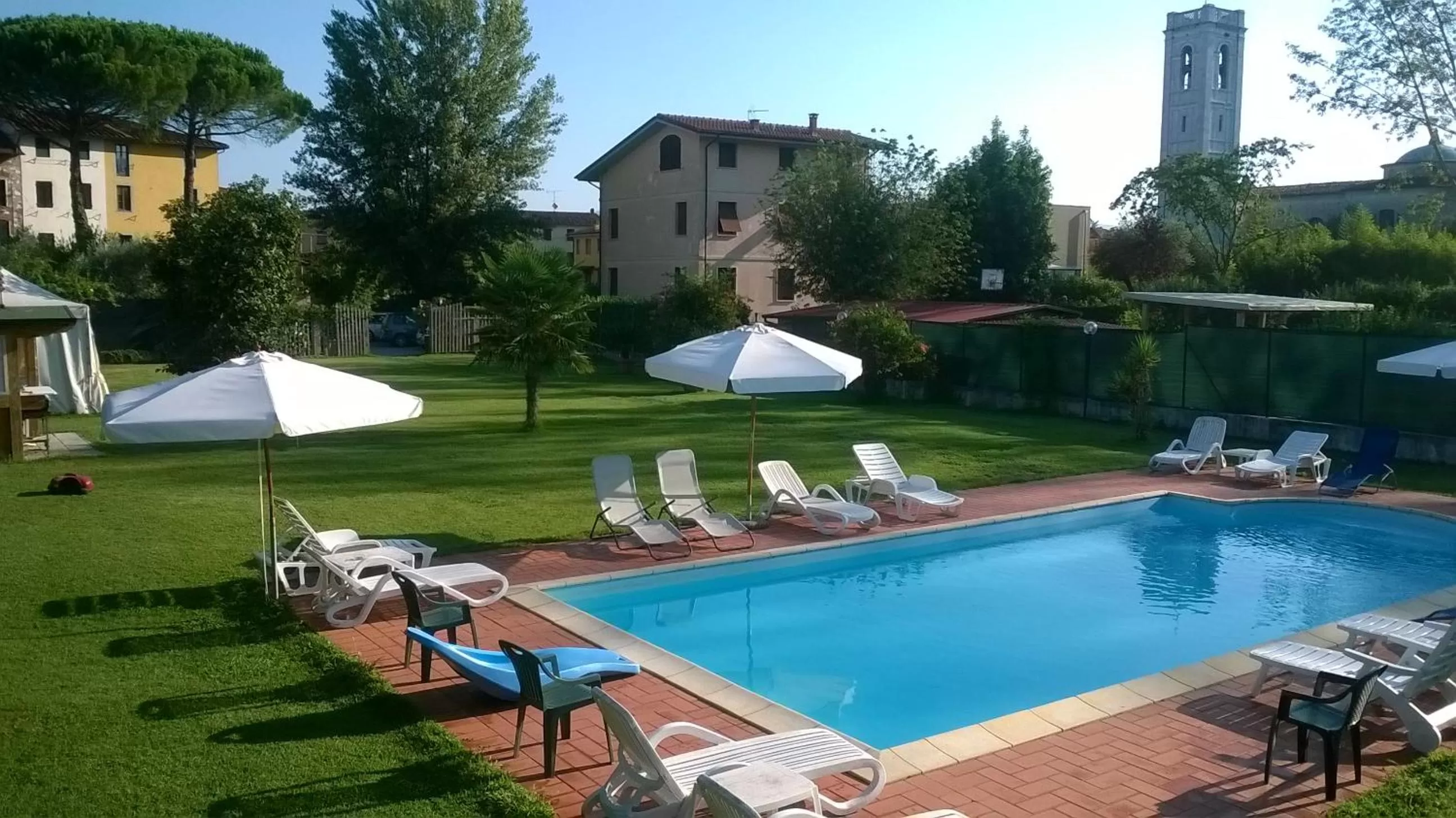 Swimming pool in B&B Il Casale di Nanni