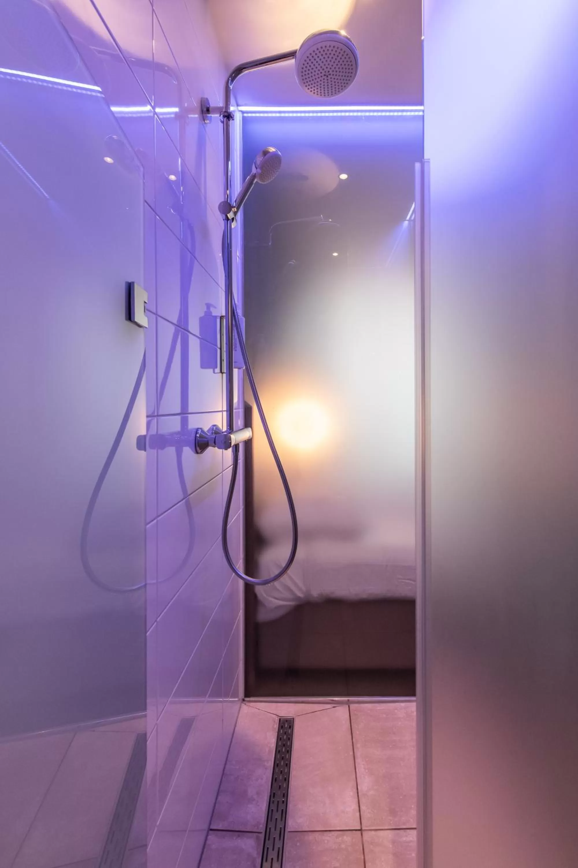 Bathroom in Melrose Hotel