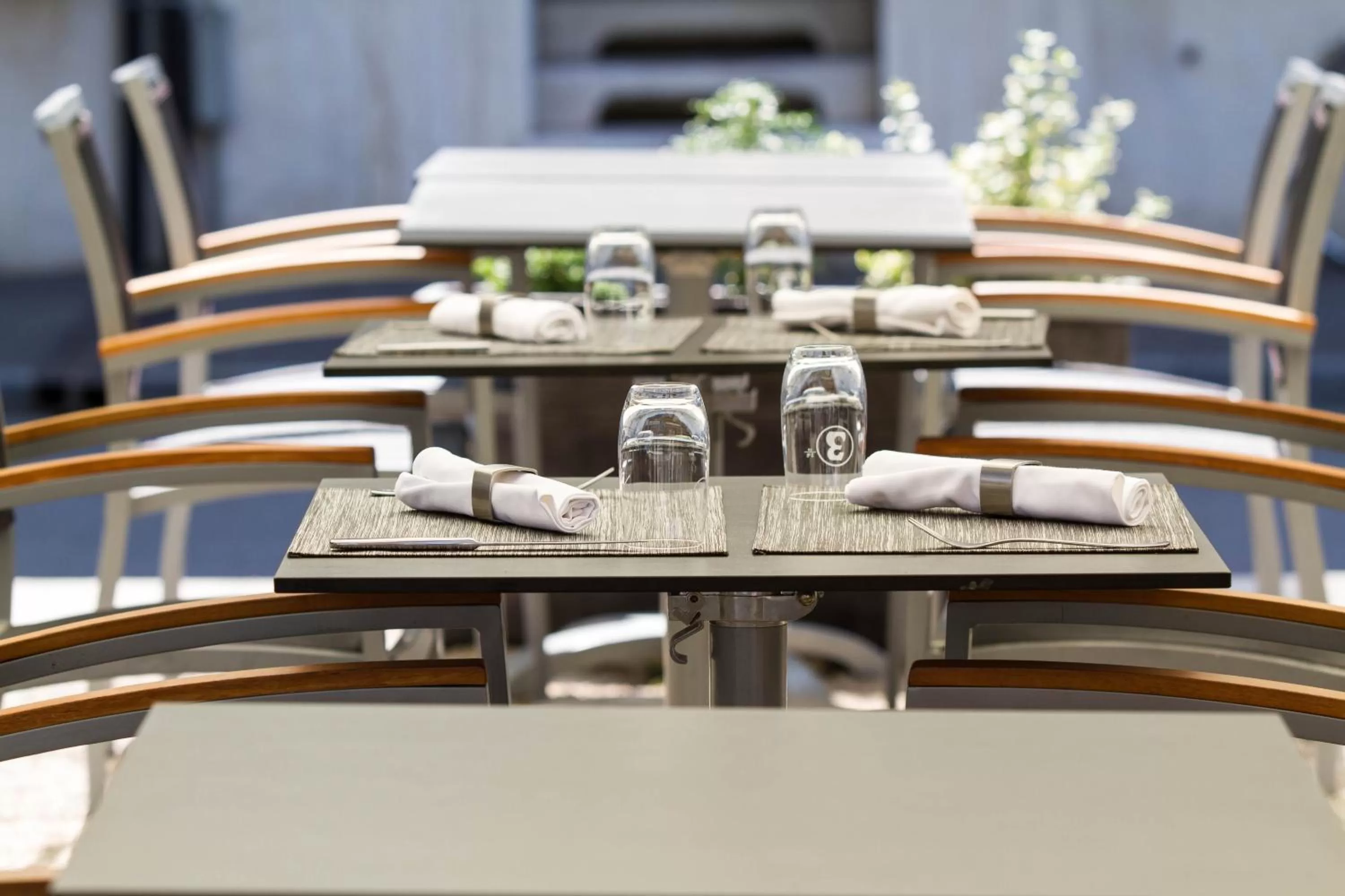 Restaurant/places to eat in Hotel Resslirytti