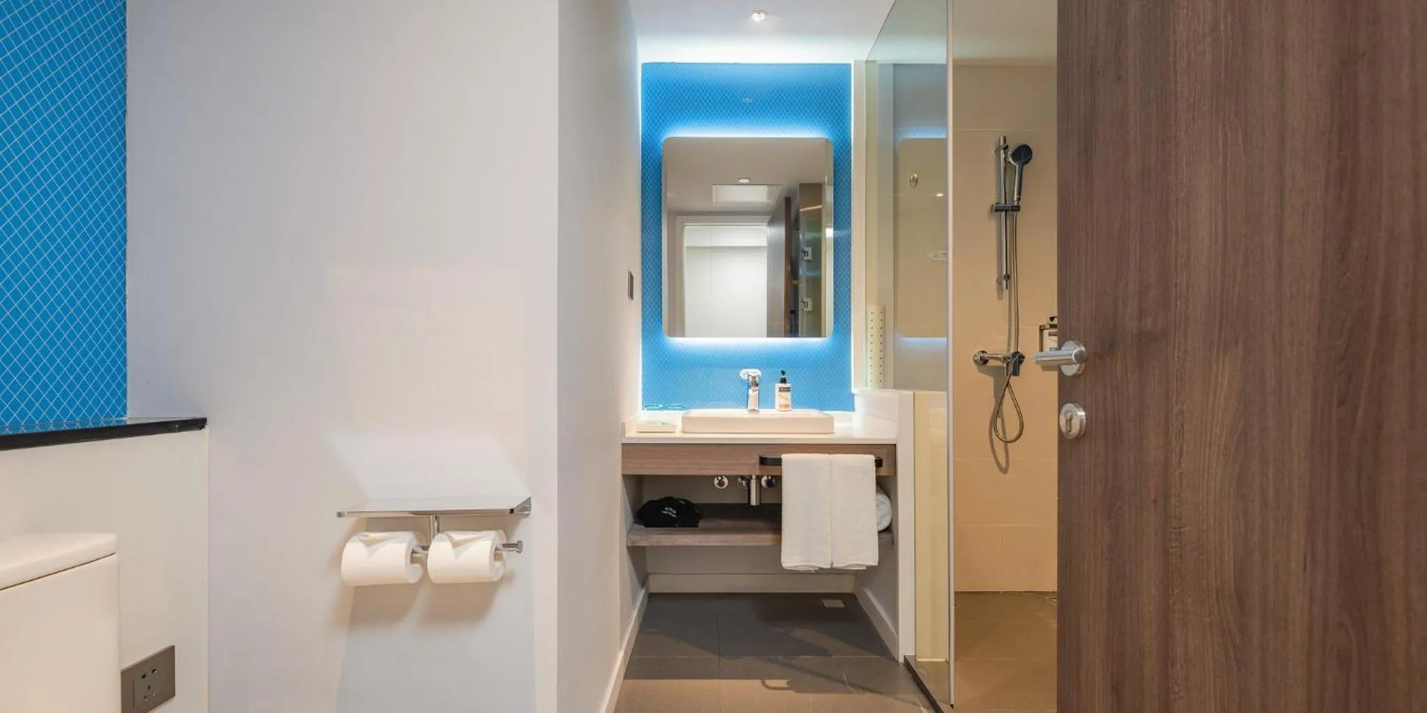Bathroom in Holiday Inn Express Taiyuan High Tech Zone by IHG