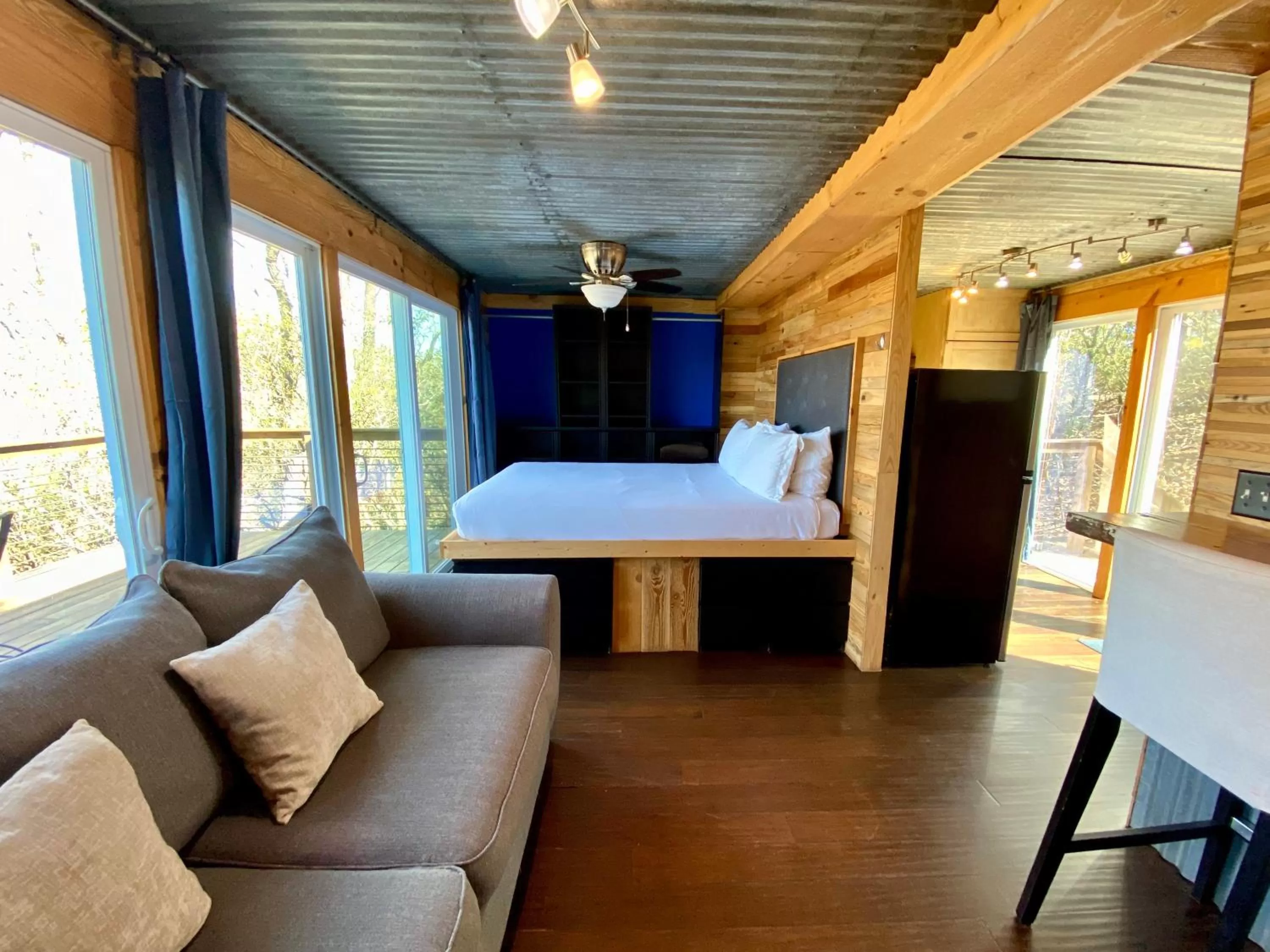 Bed in Barefoot Hills