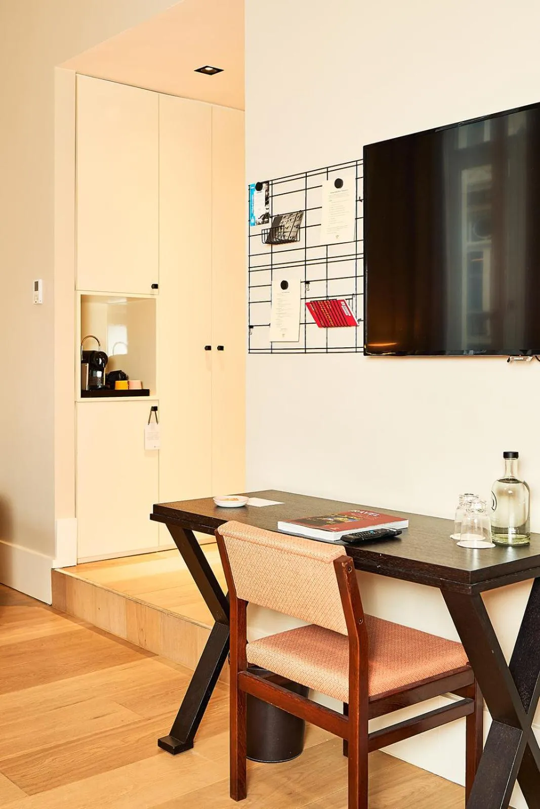 TV and multimedia in Hotel FRANQ