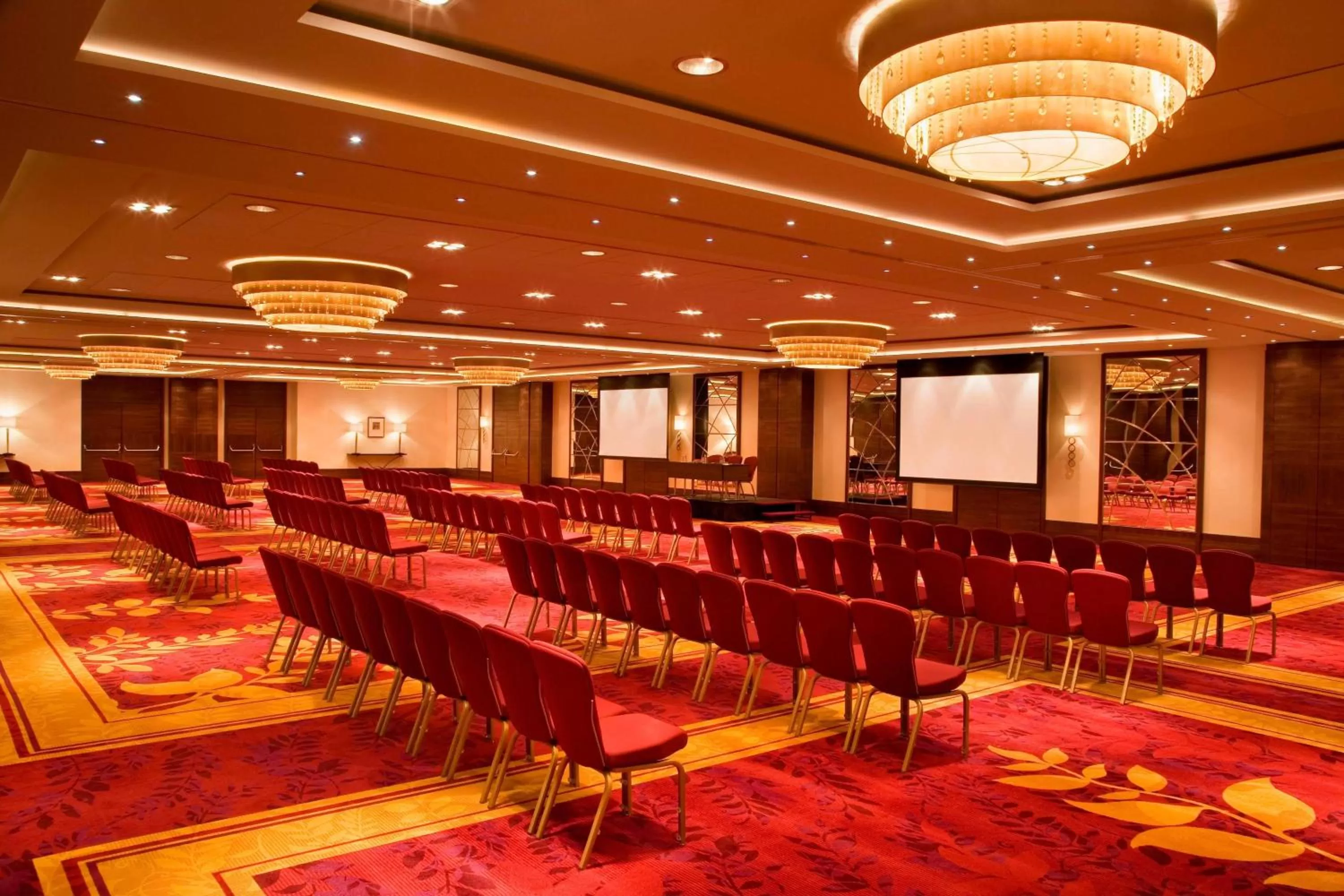 Meeting/conference room in Warsaw Presidential Hotel