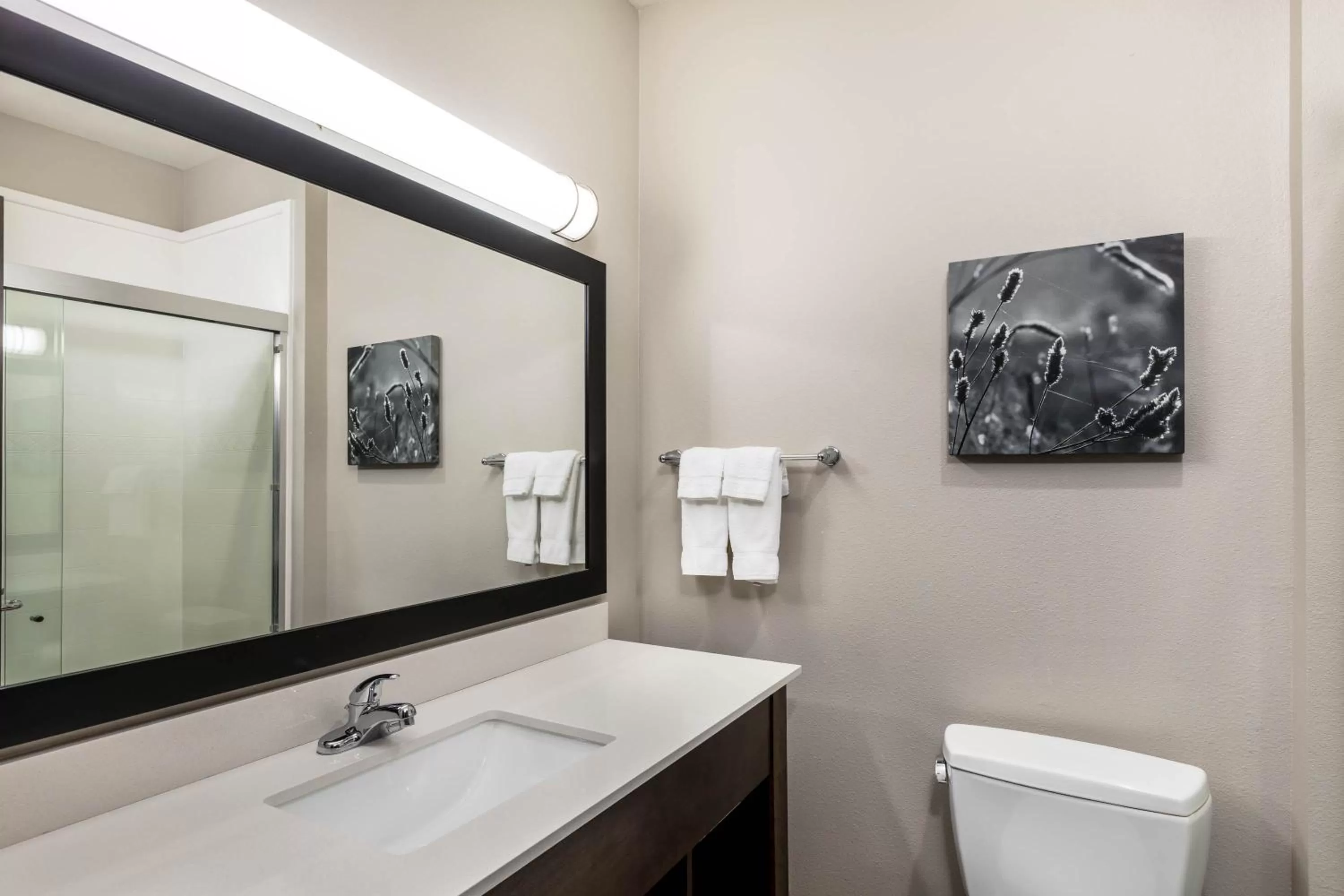 Toilet in La Quinta by Wyndham Claremore
