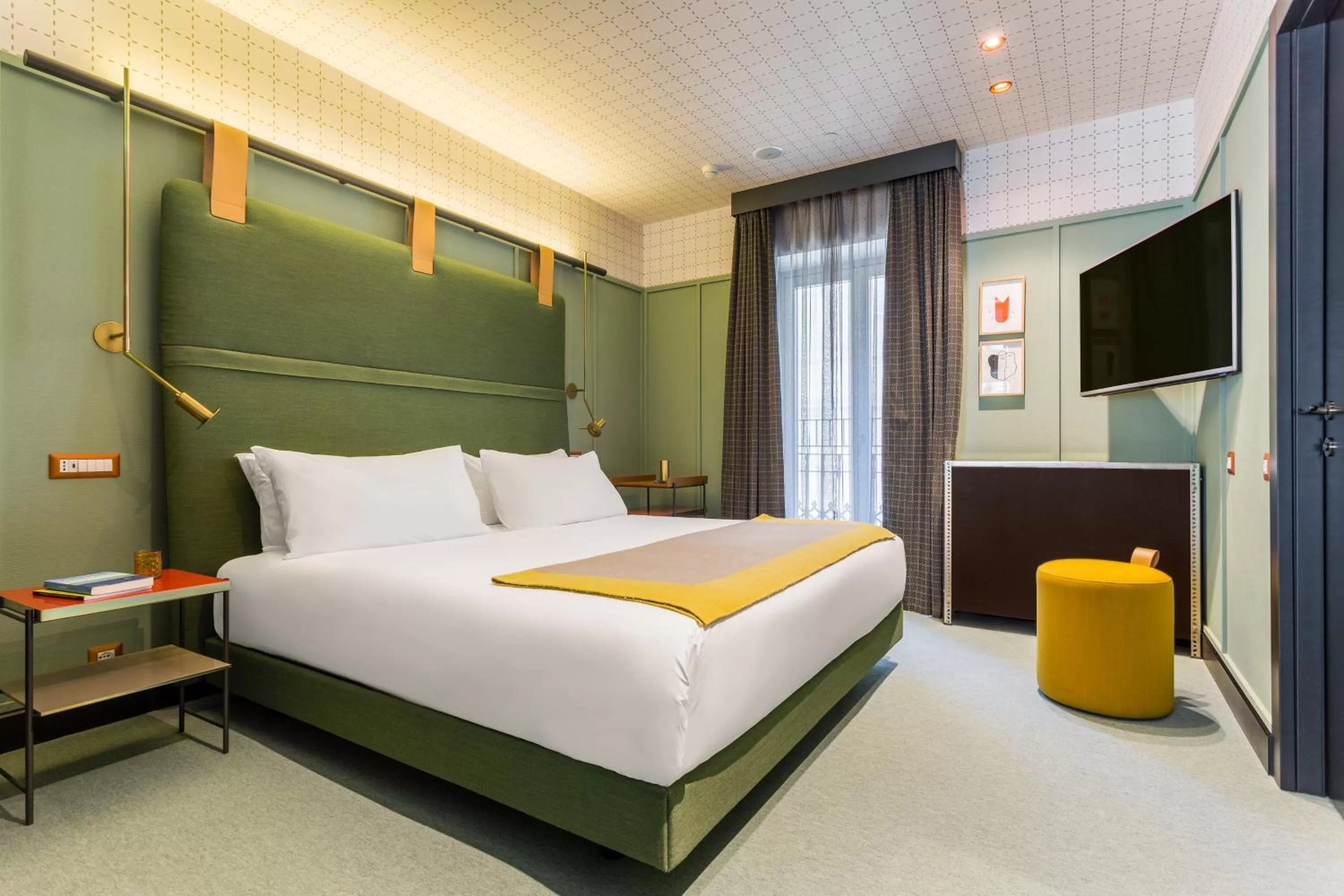 Photo of the whole room, Bed in Room Mate Collection Giulia, Milan