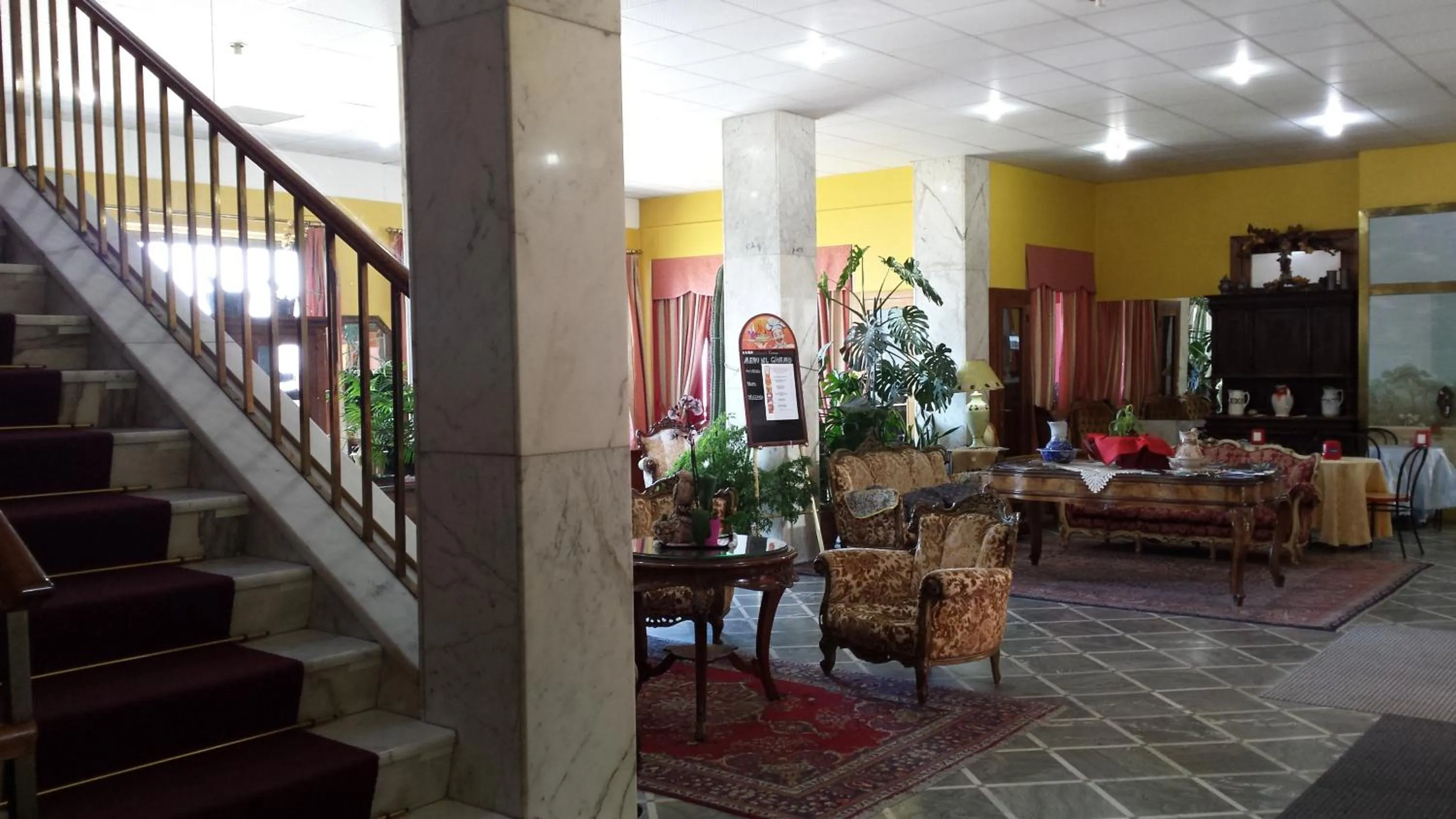 Lobby or reception in Grande Albergo Abruzzo