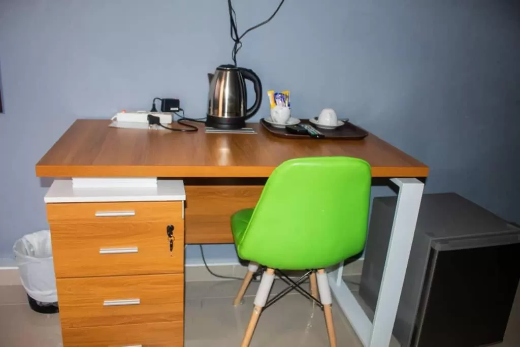 hair dresser, Kitchen/Kitchenette in Ramatie Guest Palace