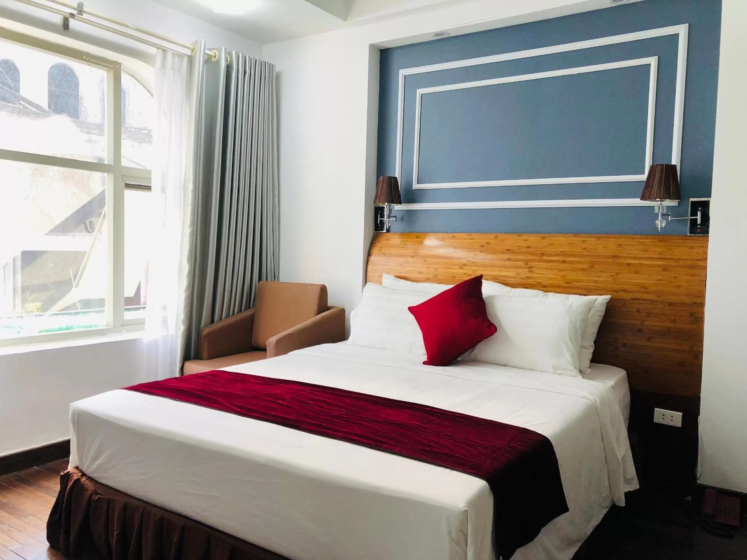 Bed in Hanoi Sisters Boutique Hotel & Spa & Travel