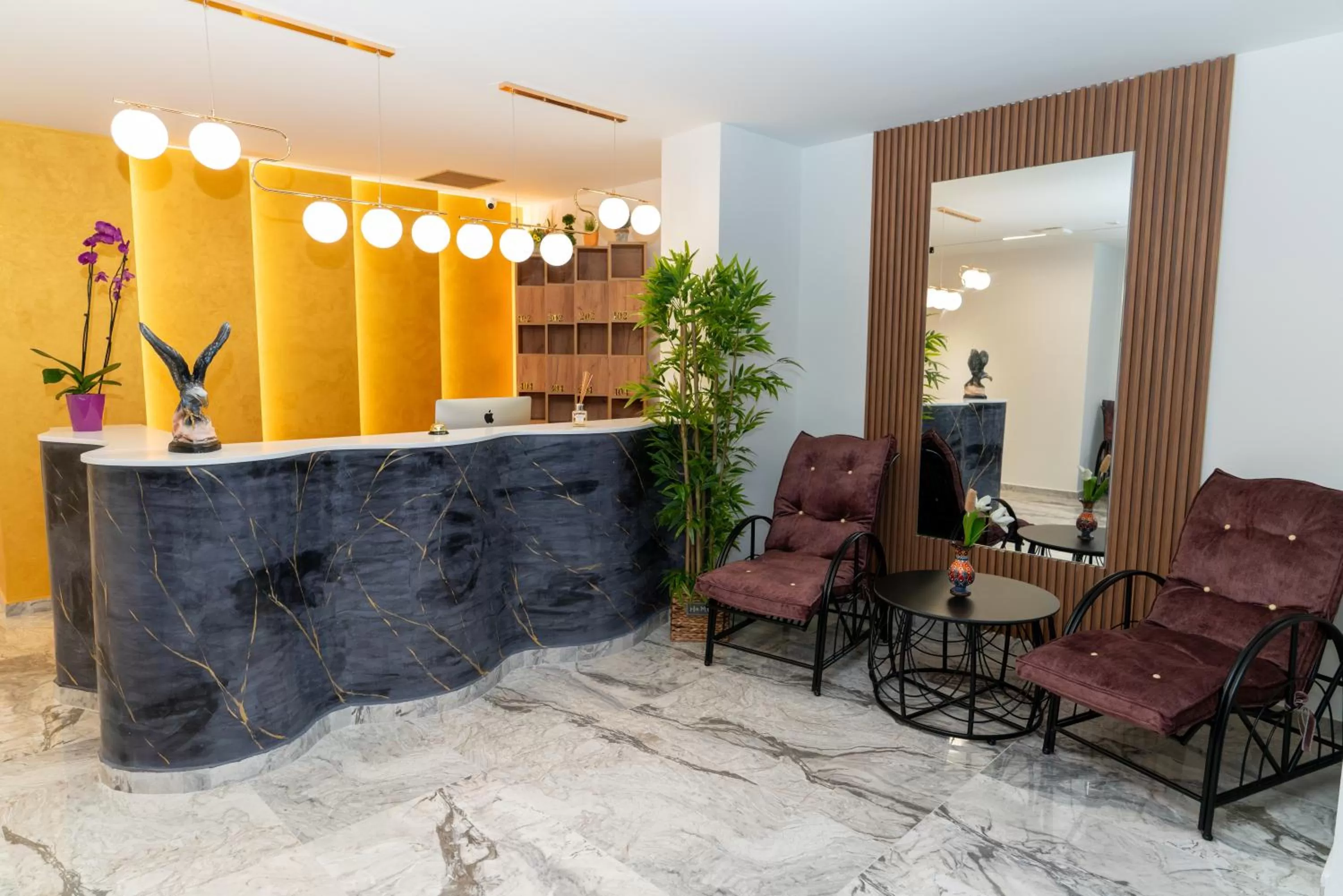 Living room, Lobby/Reception in Hotel Memaj