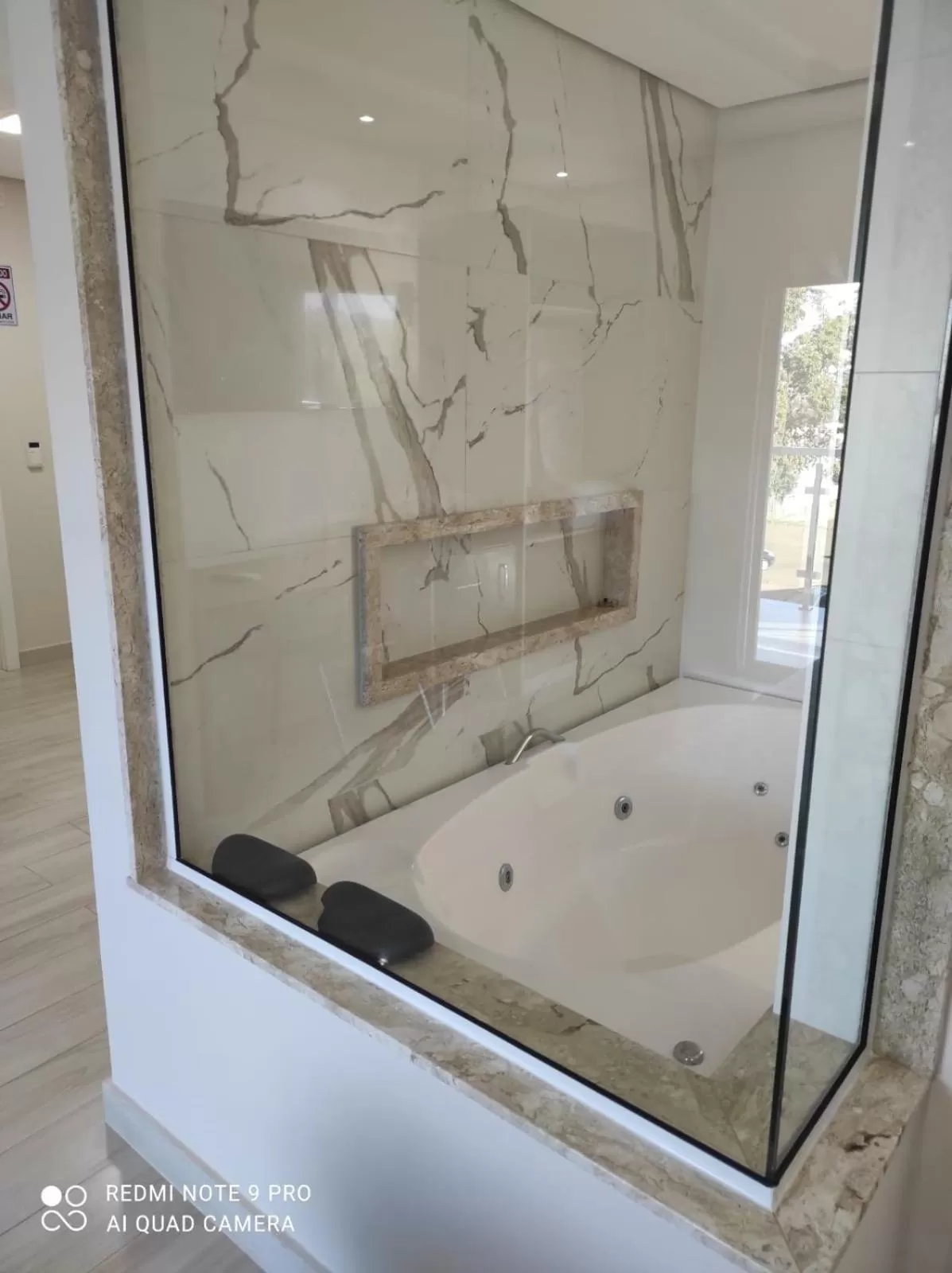 Hot Tub in Hotel Serrano