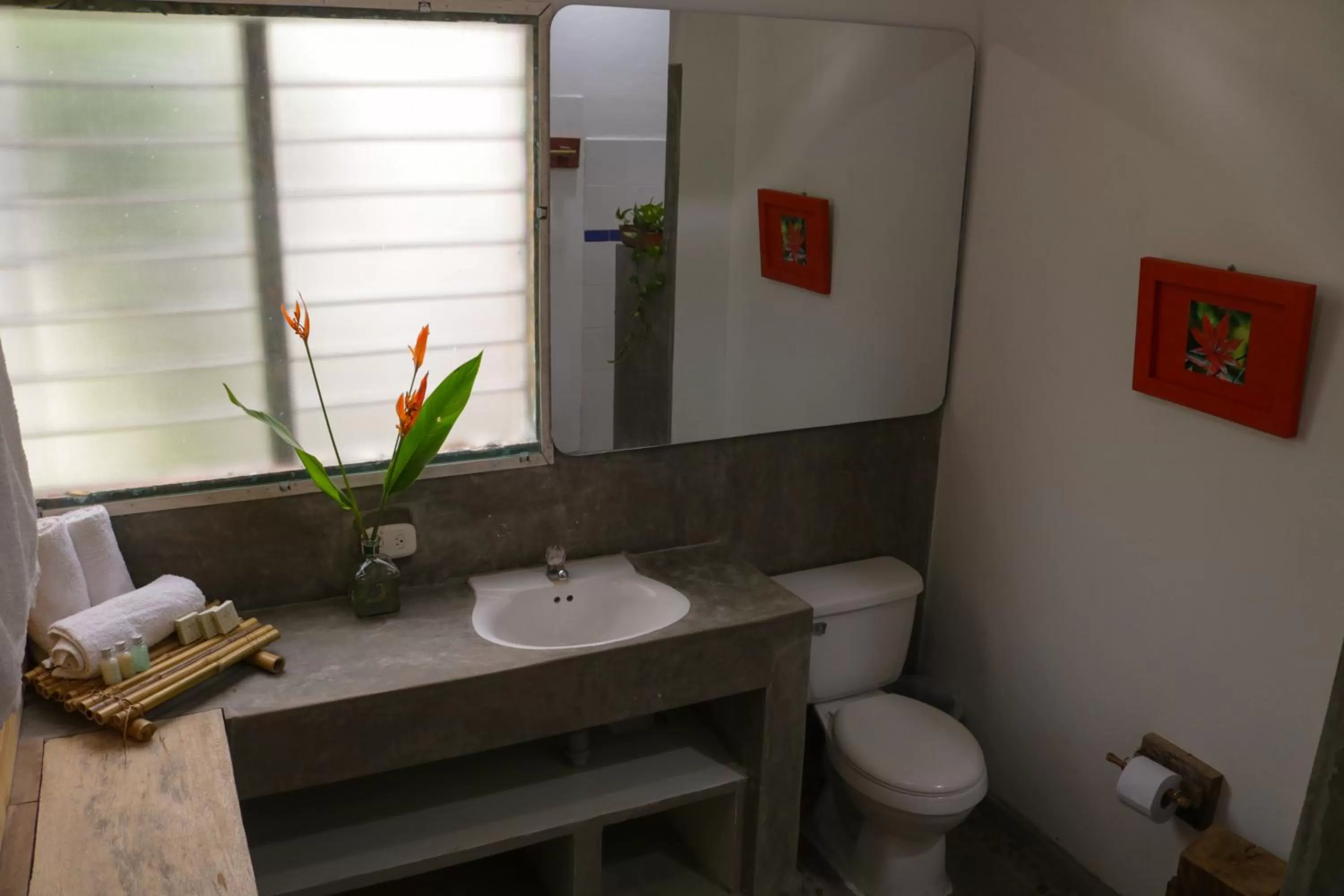 Bathroom in Waka Hotel Rural