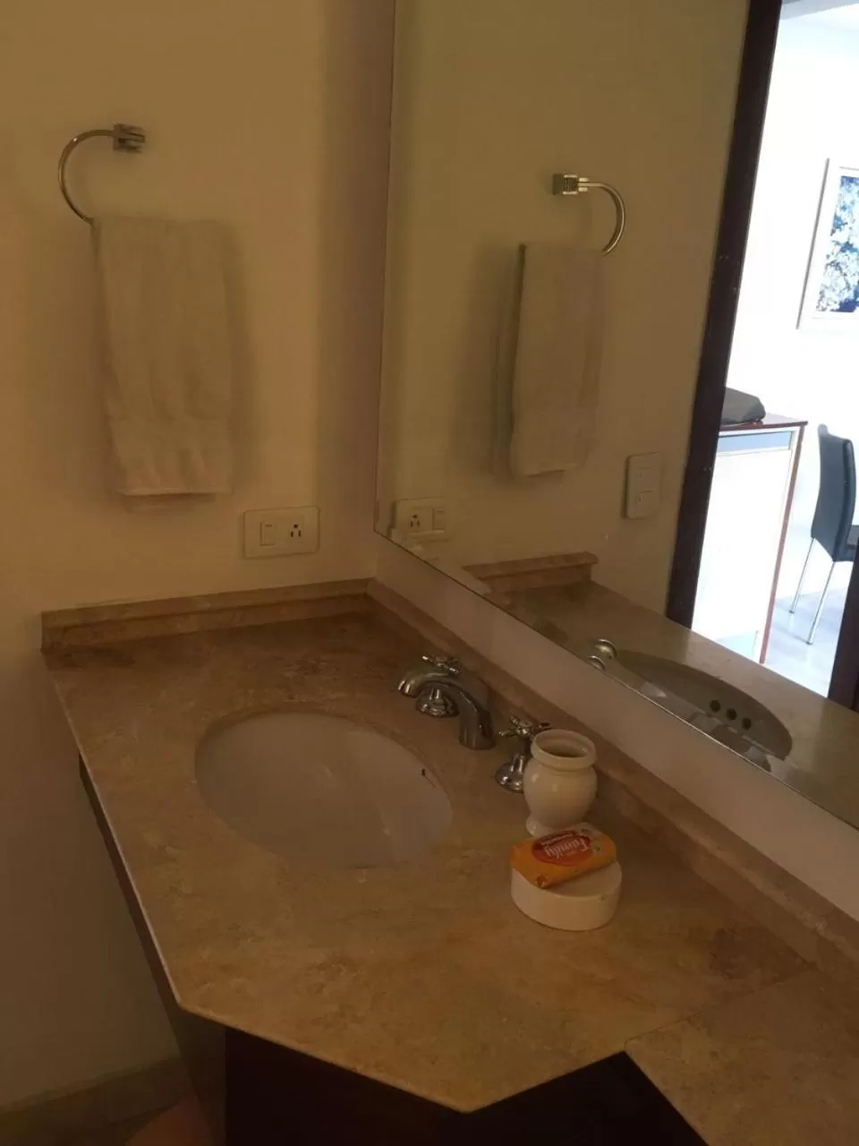 Bathroom in Suites Parque Real