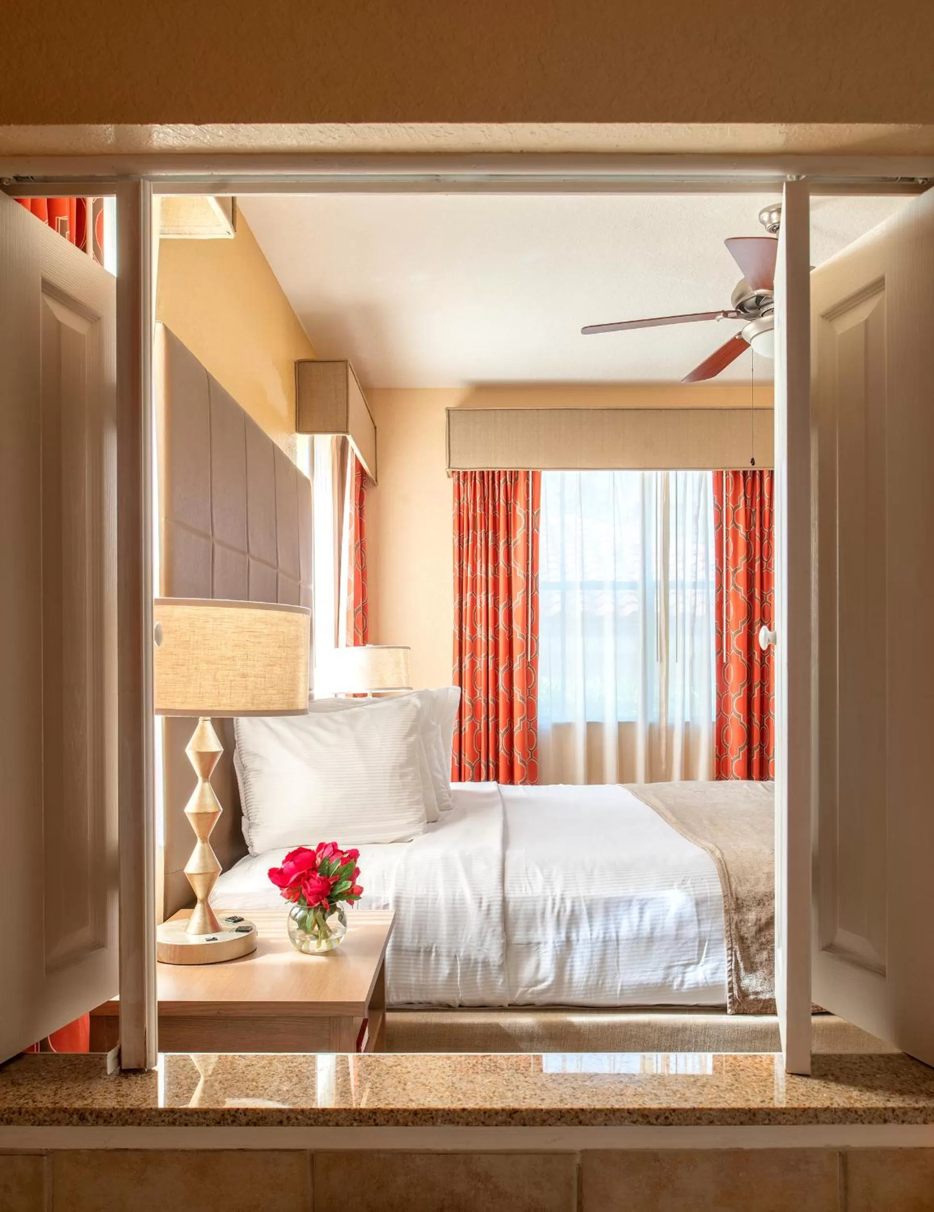 Bed in Floridays Orlando Two & Three Bed Rooms Condo Resort