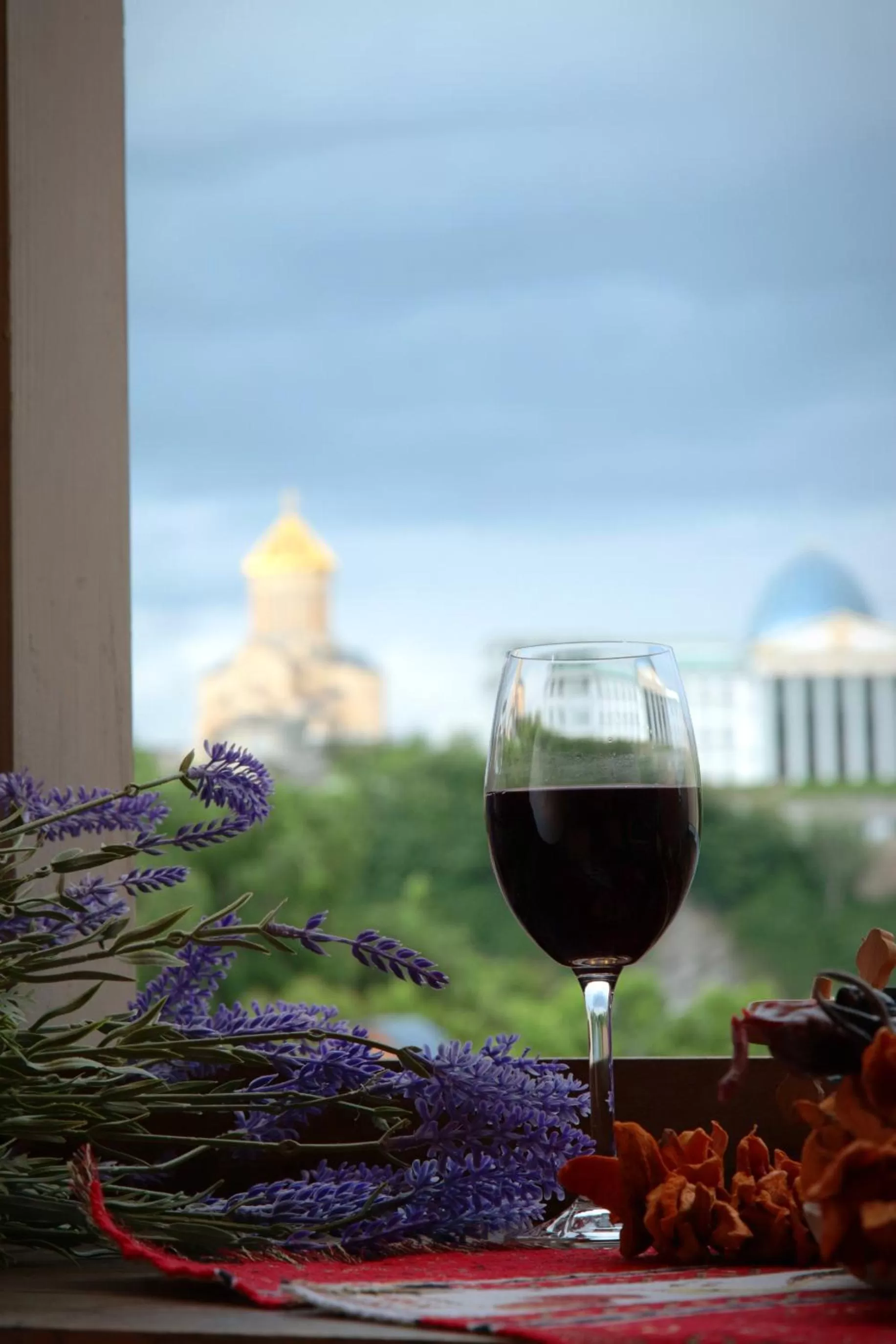 Property building in Kindli Hotel