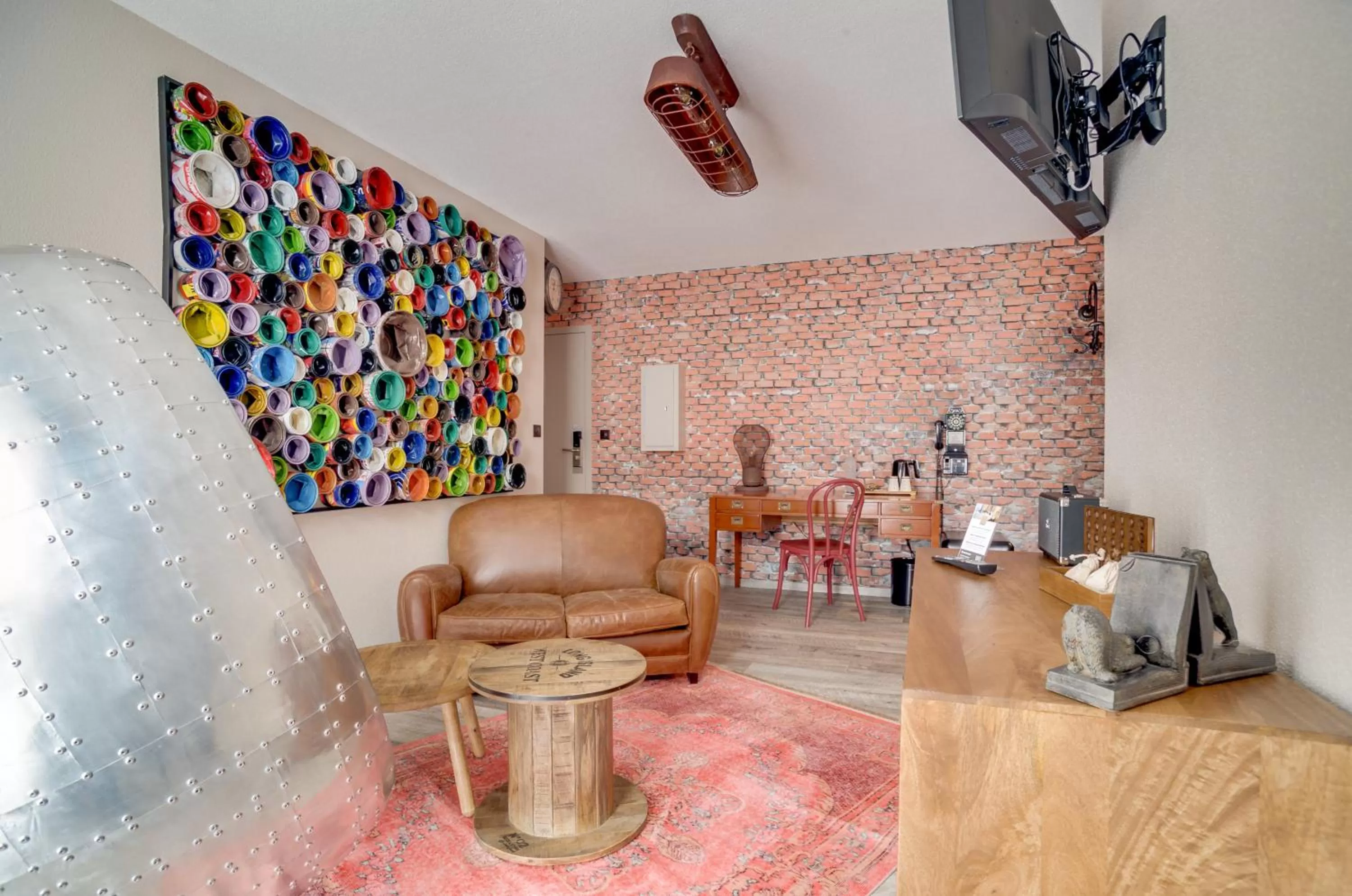 Lounge or bar in La Maison Hôtel Mulhouse Centre