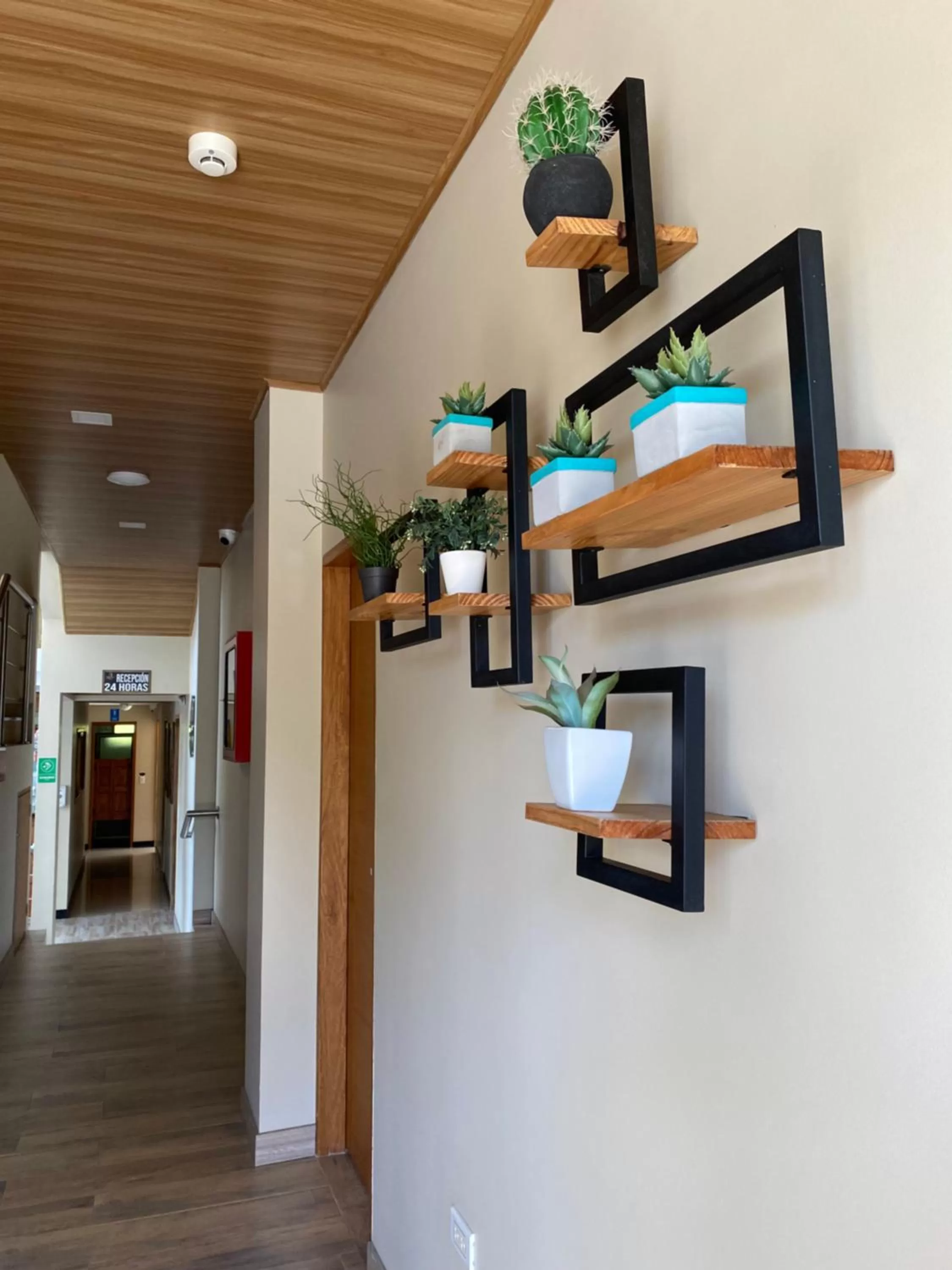 Property building, TV/Entertainment Center in Hotel Campo Real