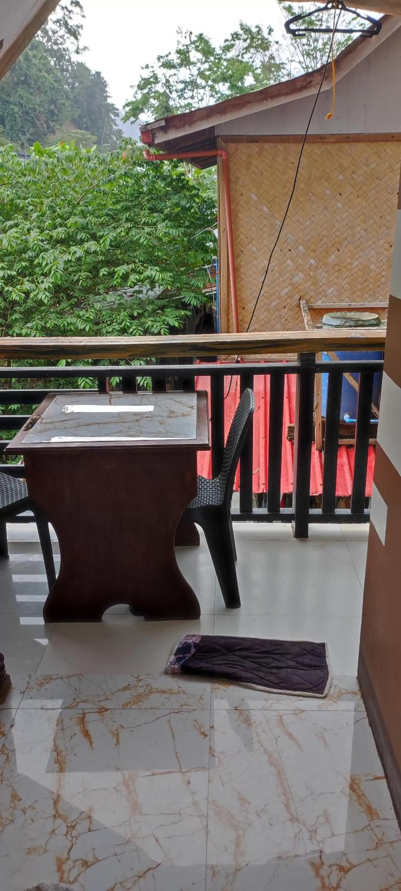 Balcony/Terrace in Vali-Joe Travel Lodge