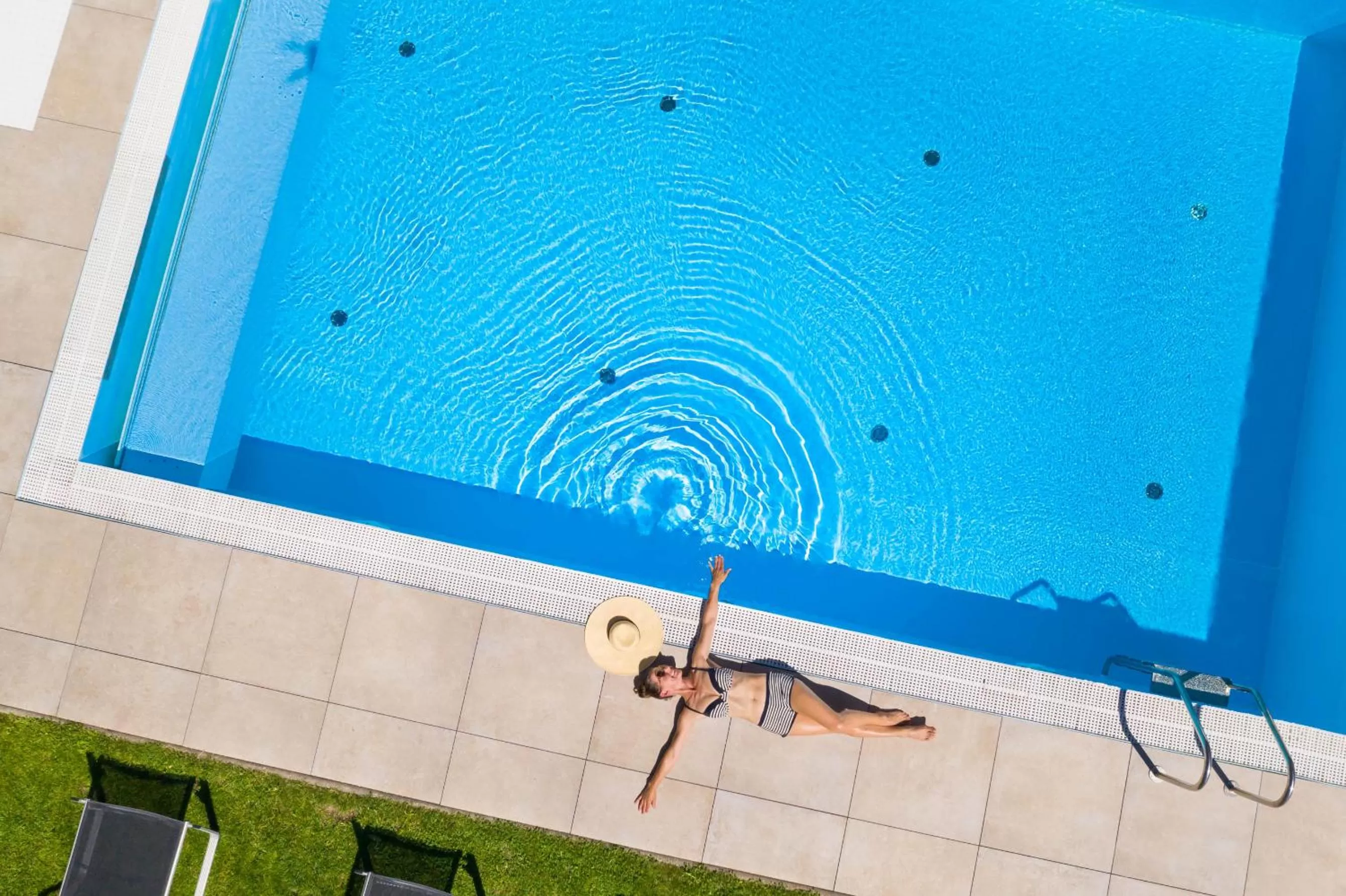 Swimming Pool in Apart & Suiten Hotel WEIDEN