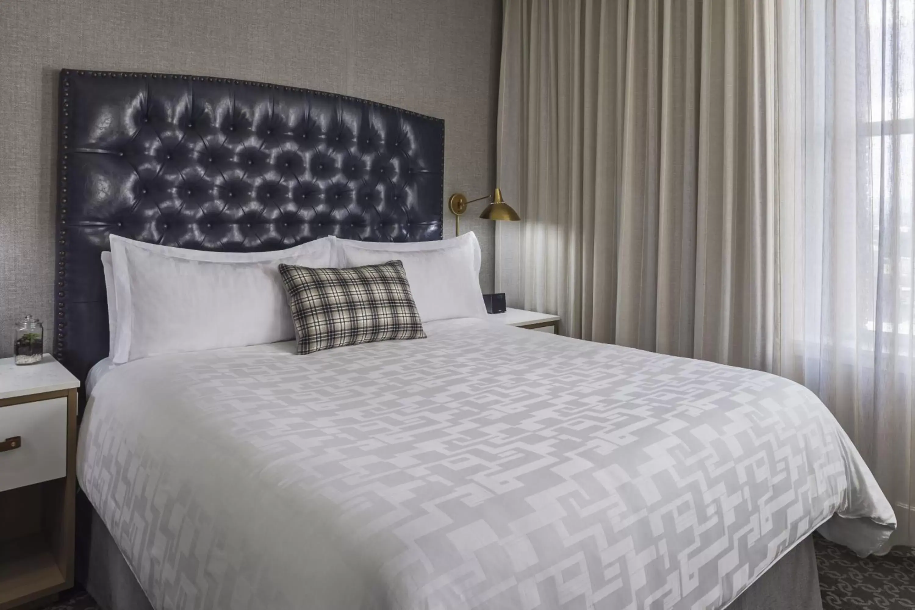 One-Bedroom Suite in Hotel Teatro One-Bedroom Suite in Hotel Teatro