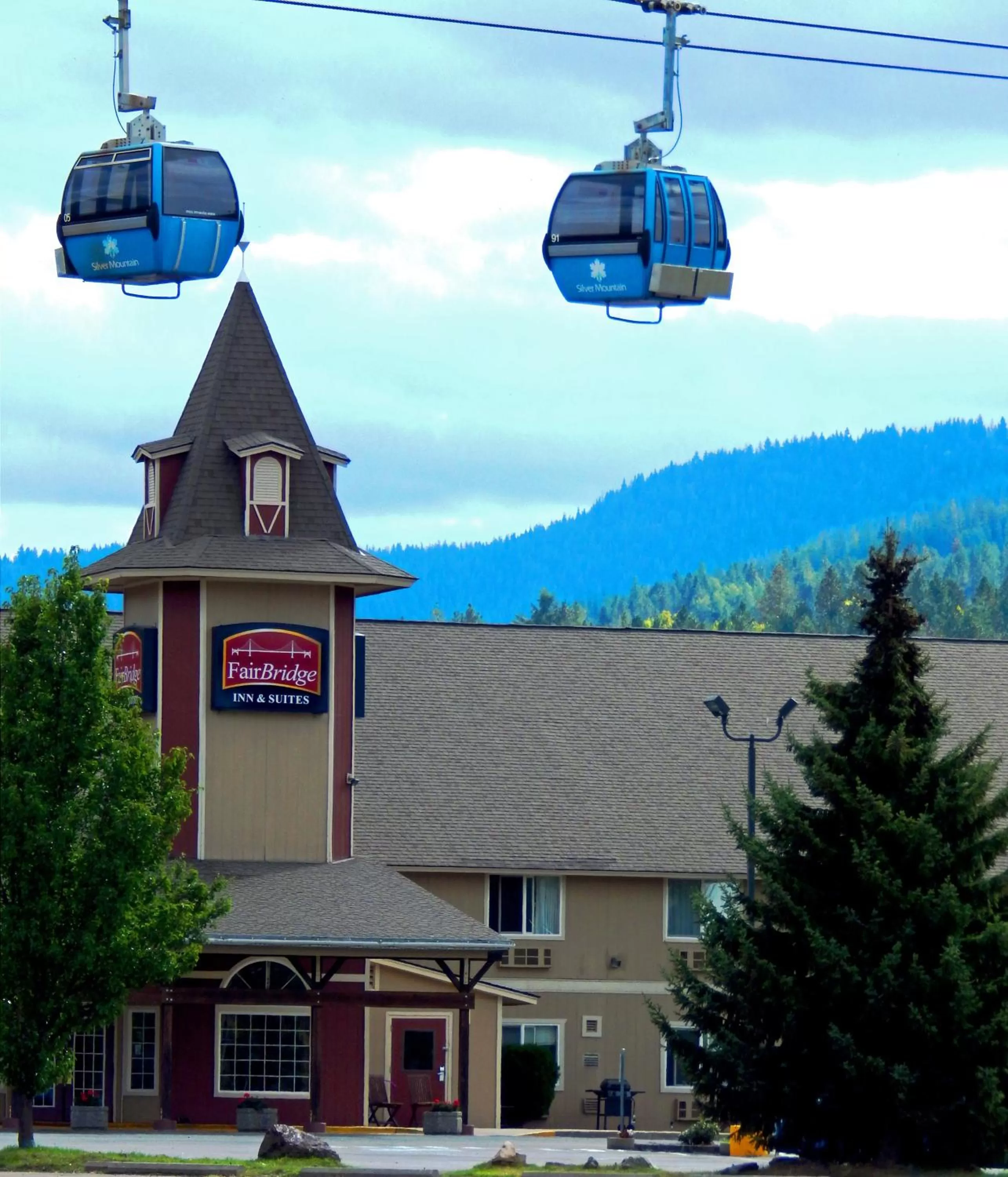 Property building in FairBridge Inn & Suites Kellogg