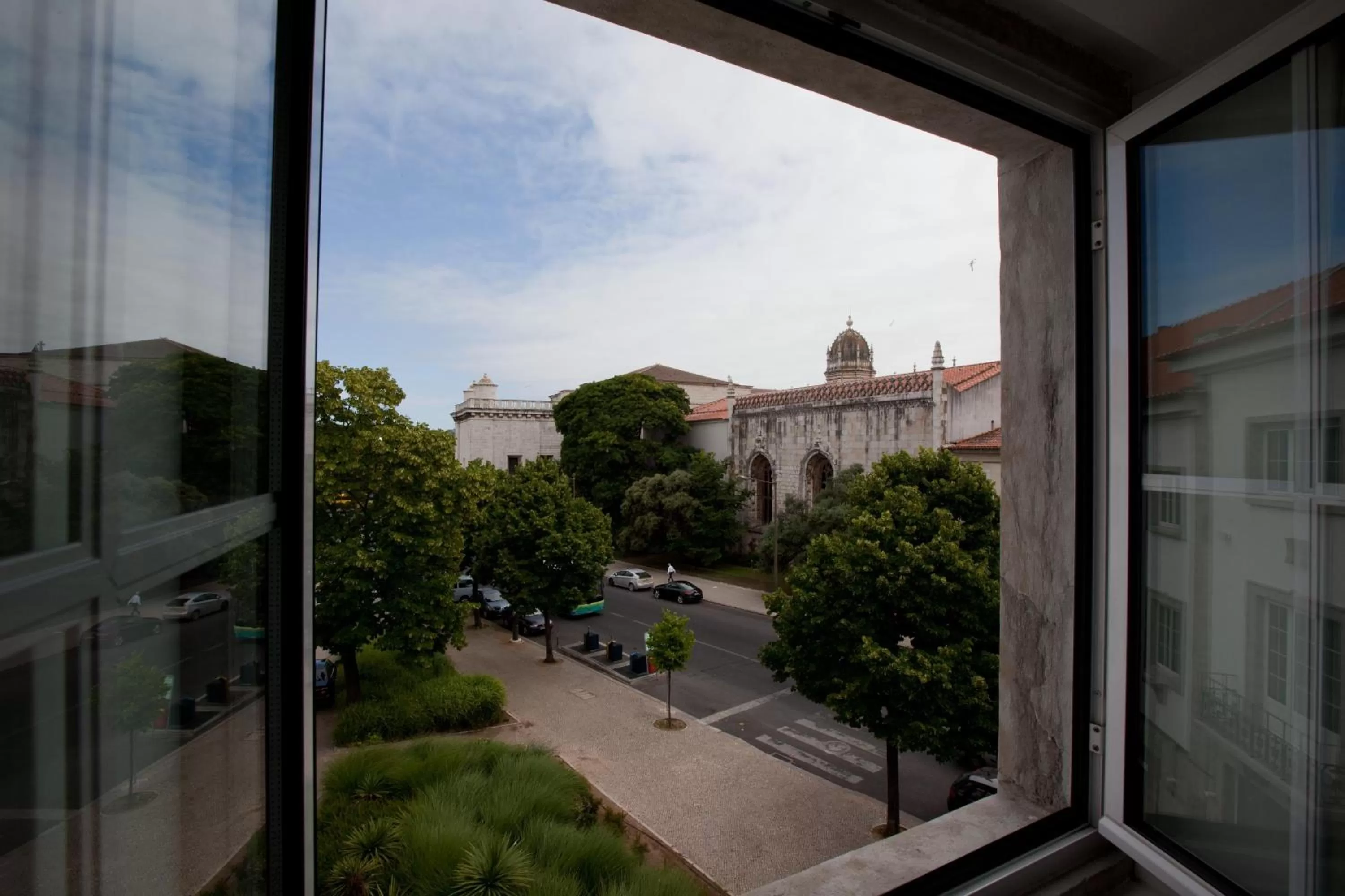Double or Twin Room in Hotel Jeronimos 8