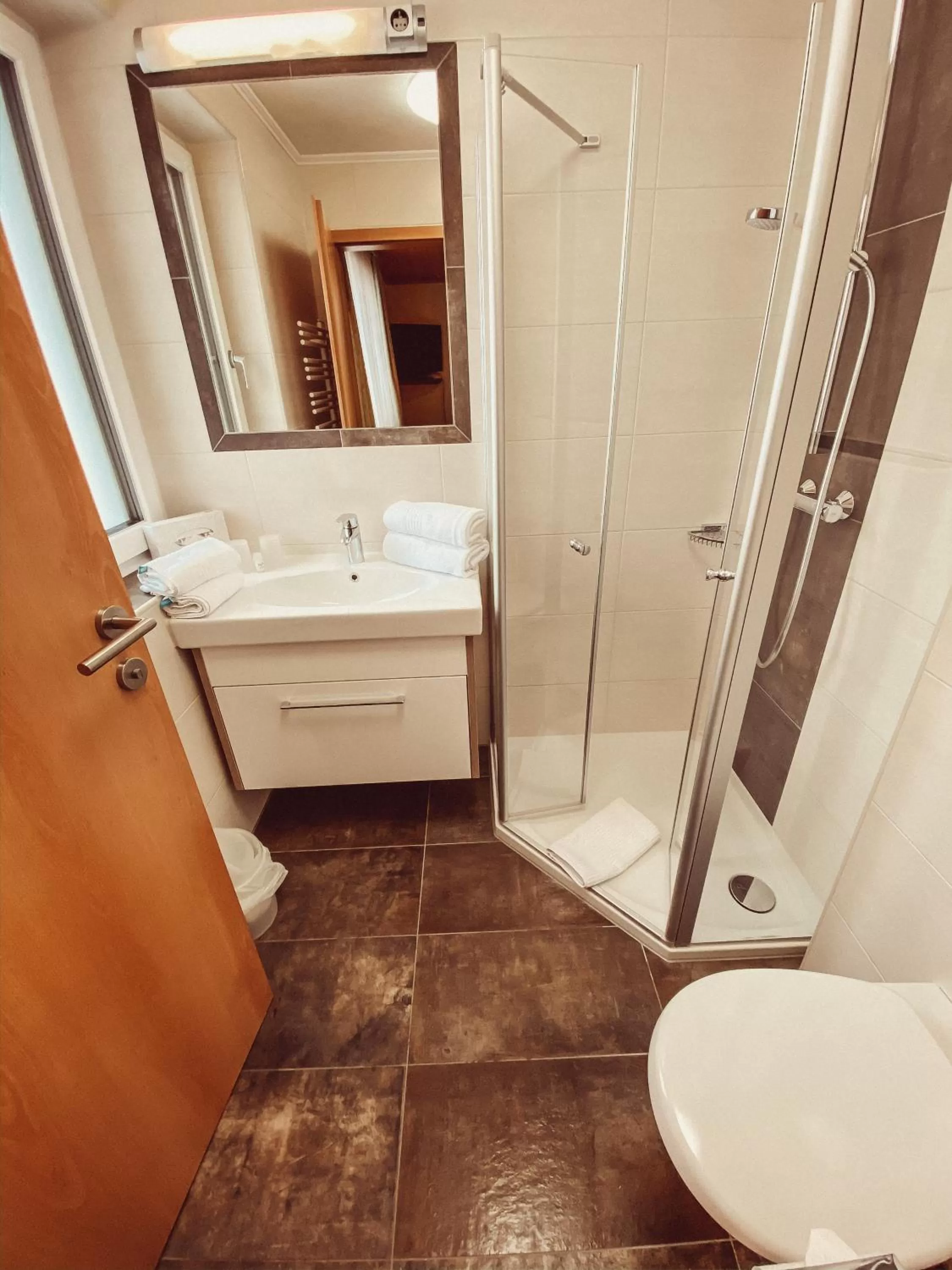 Bathroom in Frühstückspension Auer - Haus Kargl