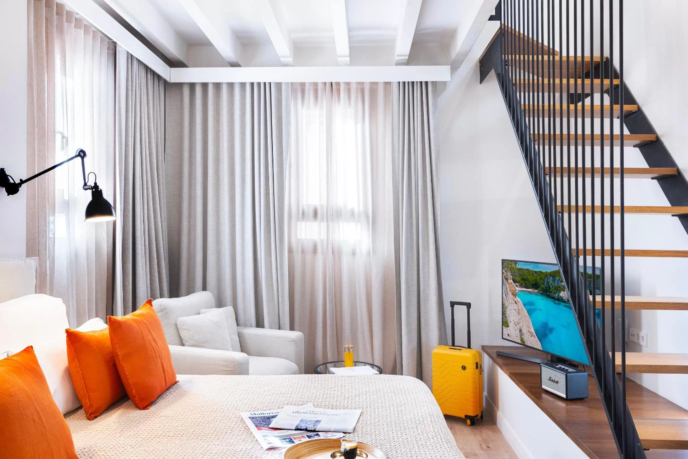 Bed in Samaritana Suites