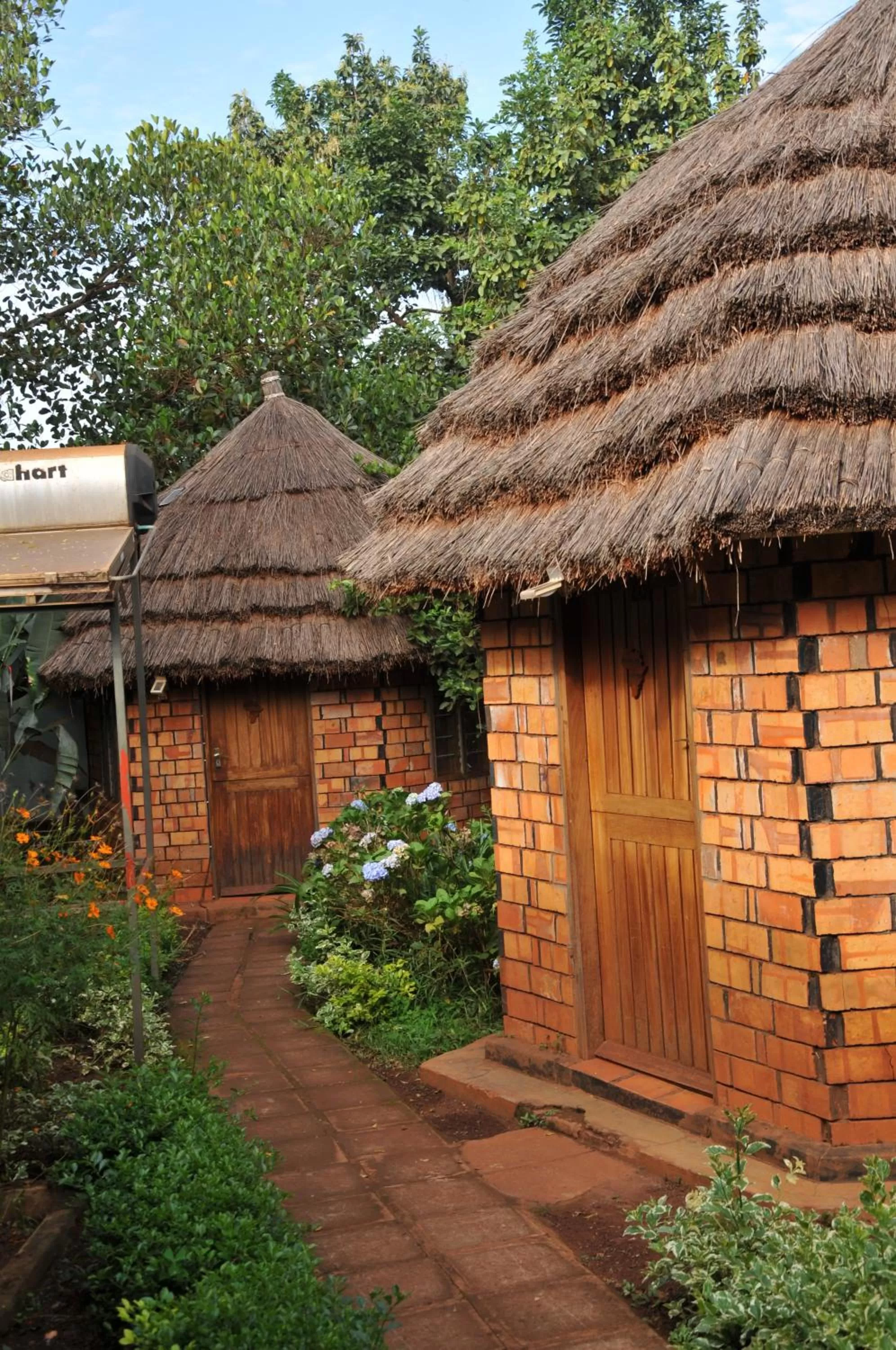 New Court View Hotel