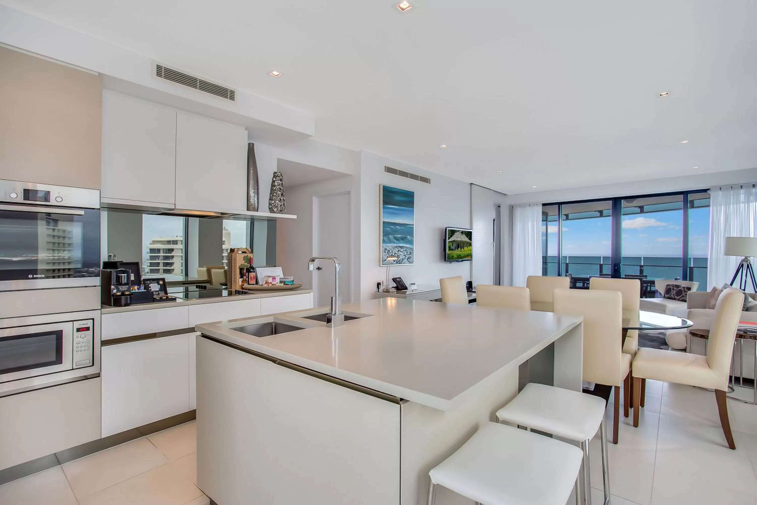 Kitchen or kitchenette in Peppers Soul Surfers Paradise