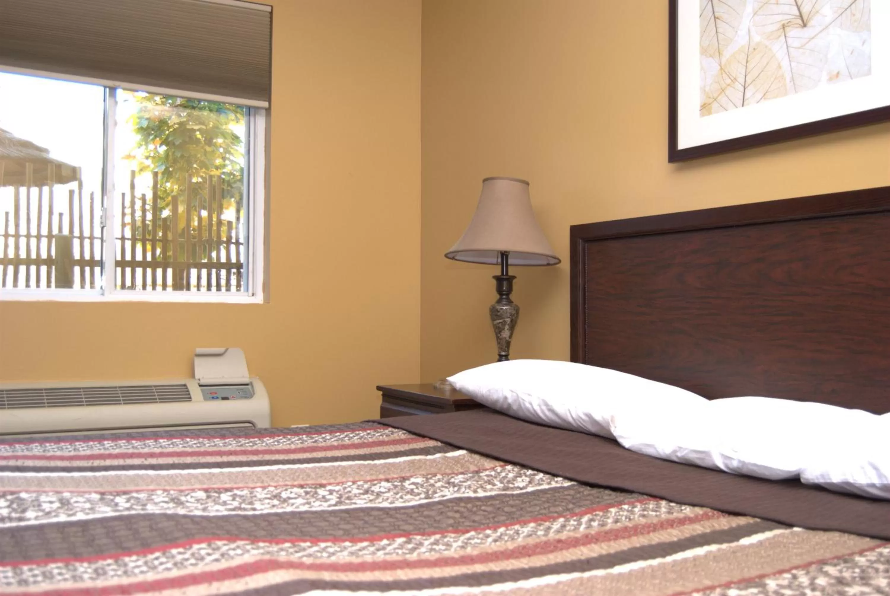 Bed in Commodore Resort