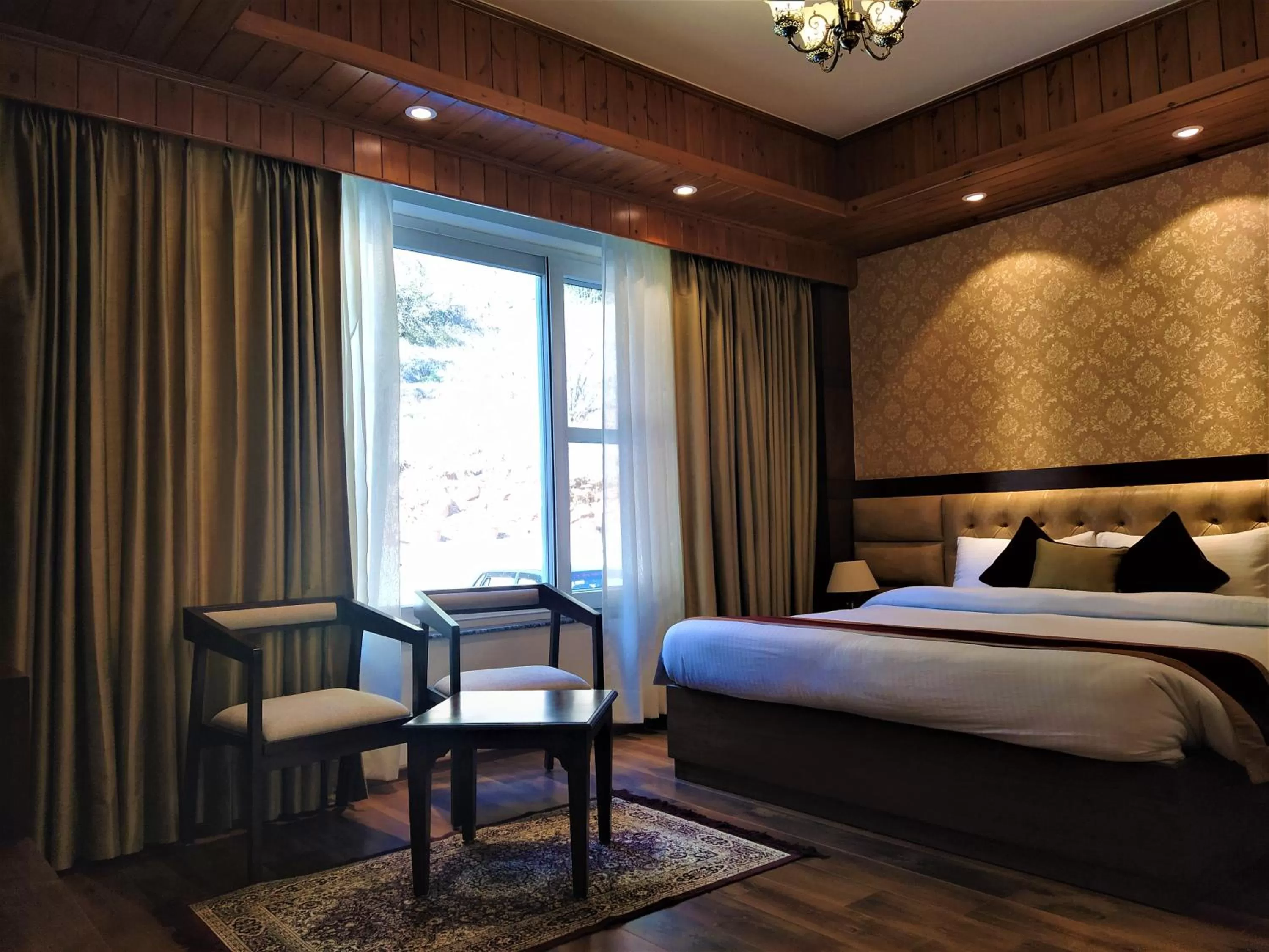 Bed in The Retreat Mashobra, Shimla