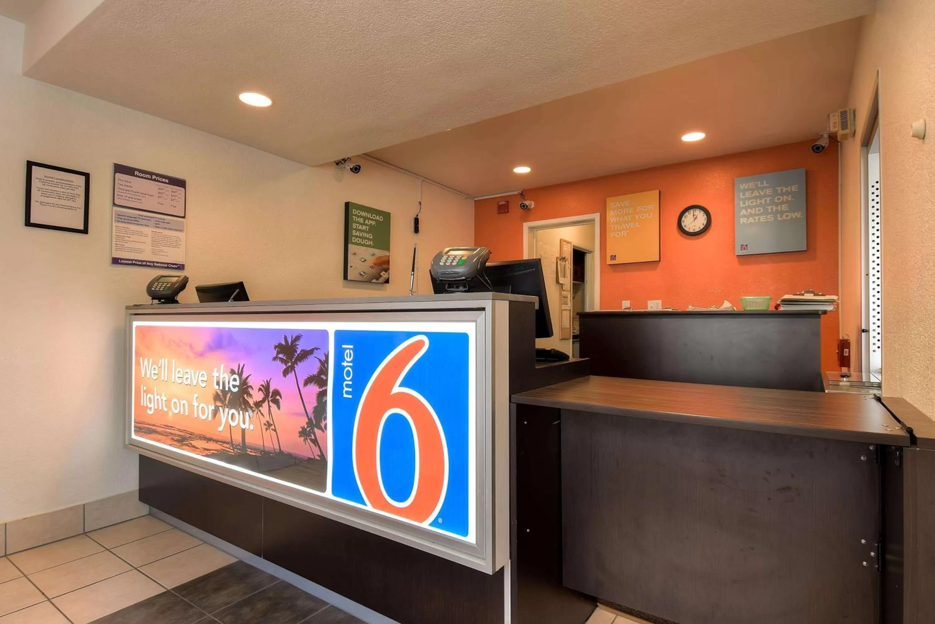 Lobby or reception in Motel 6-Westminster, CA - South - Long Beach Area