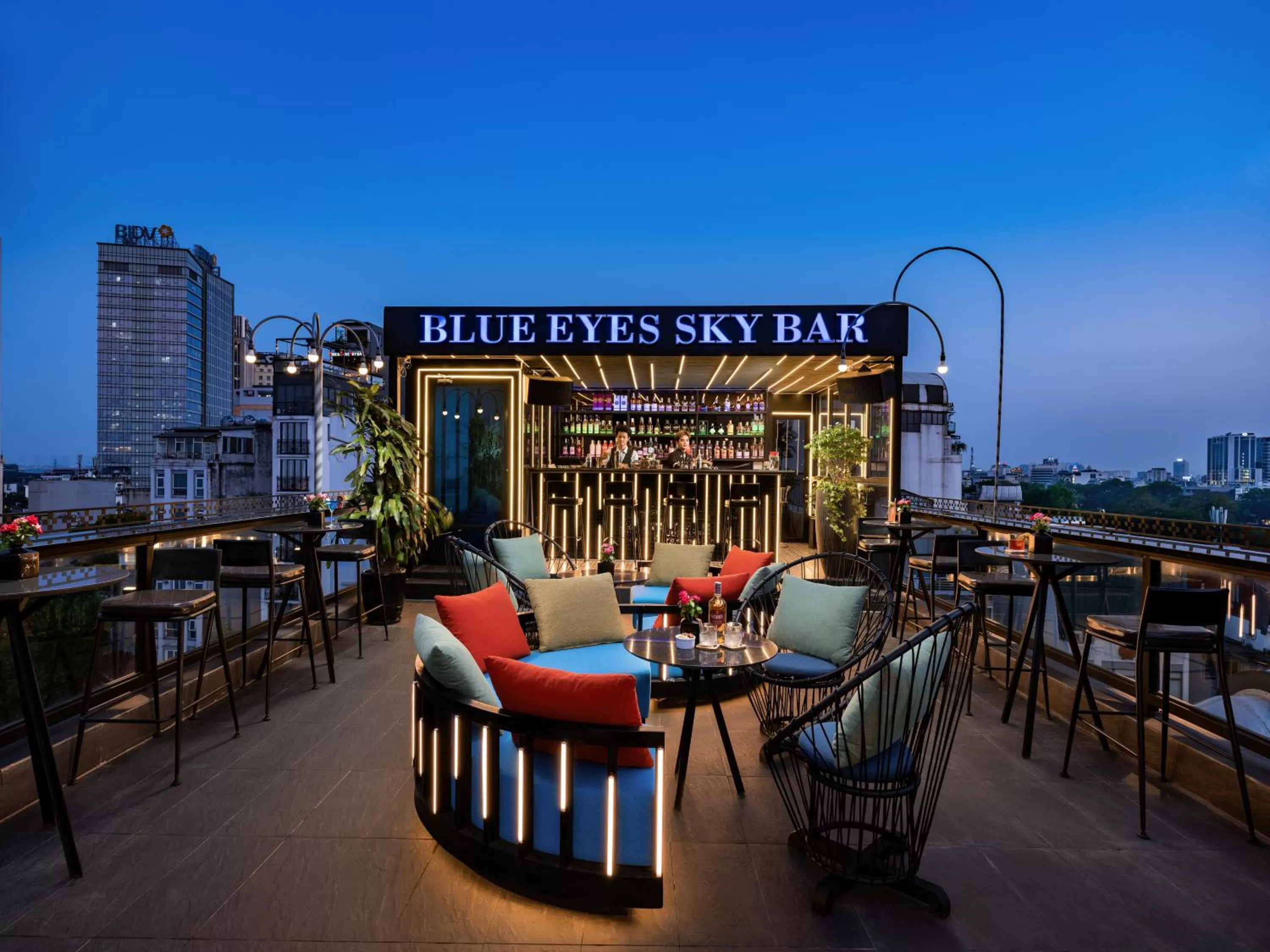 Lounge or bar in Shining Central Hotel & Spa