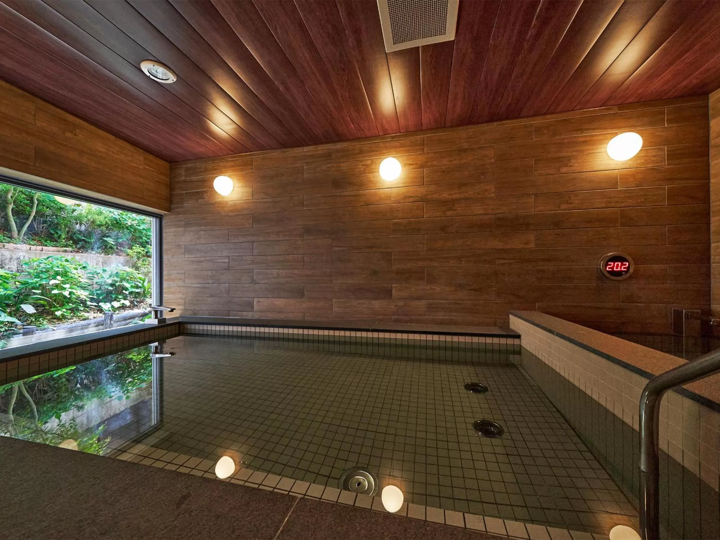 Hot Tub in WeBase KAMAKURA