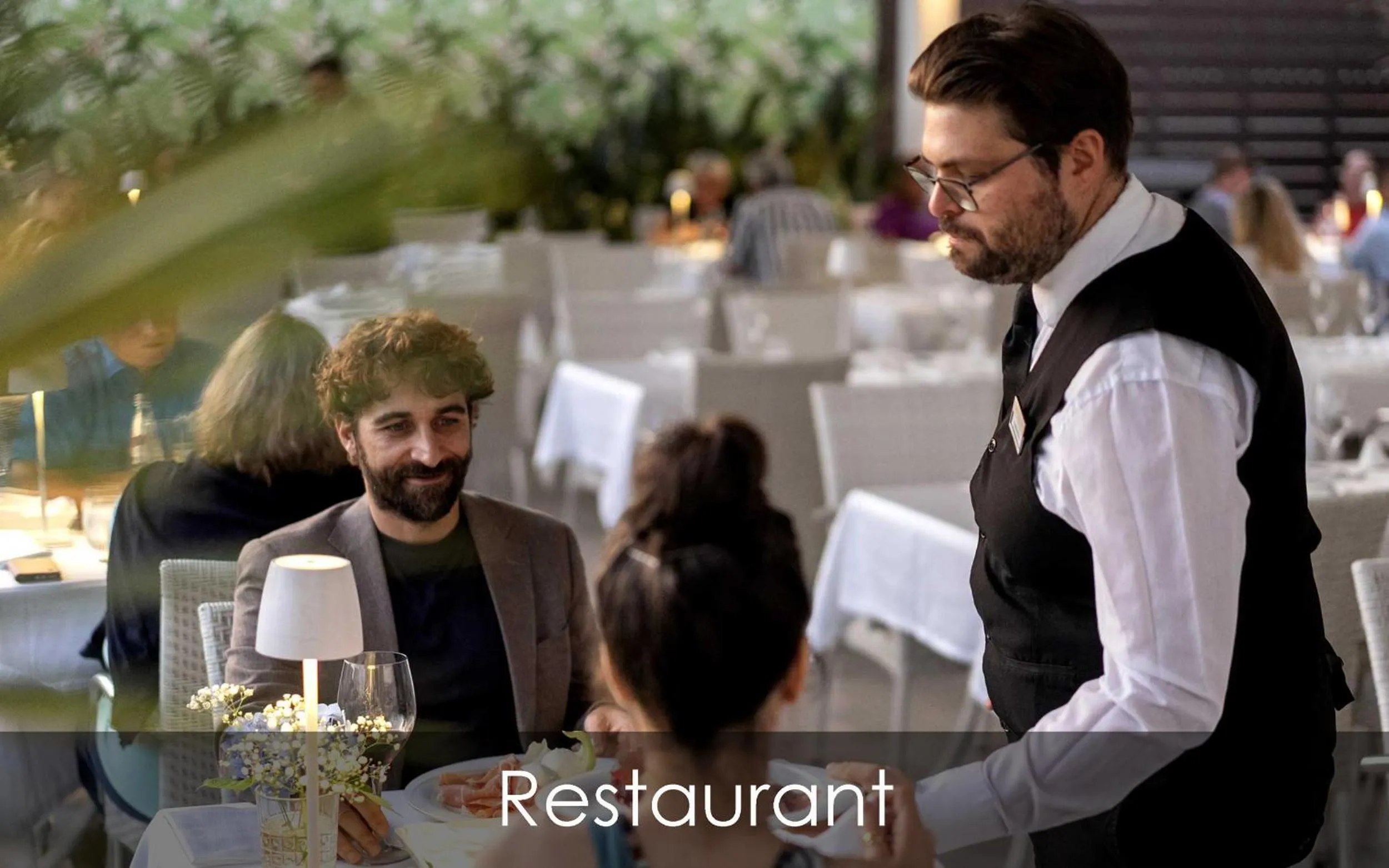 Restaurant/places to eat in Hotel Olimpico