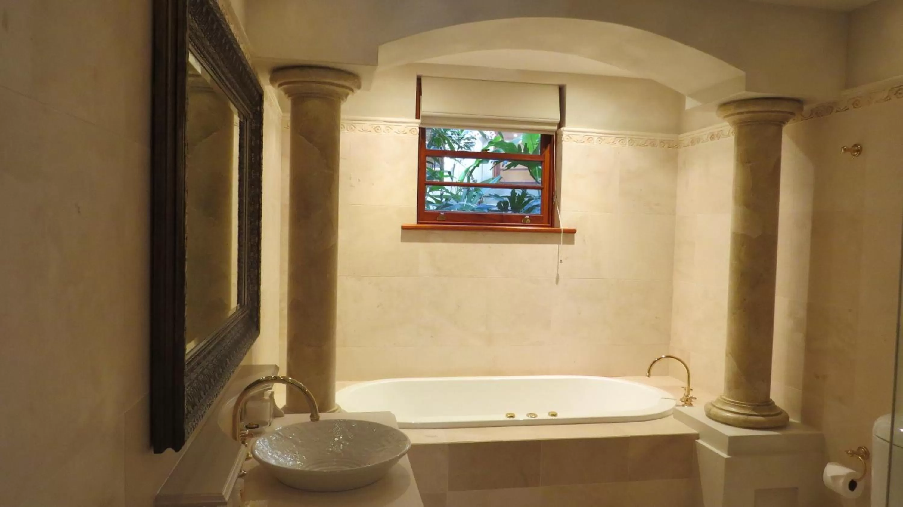 Bathroom in Victoria's At Wategos