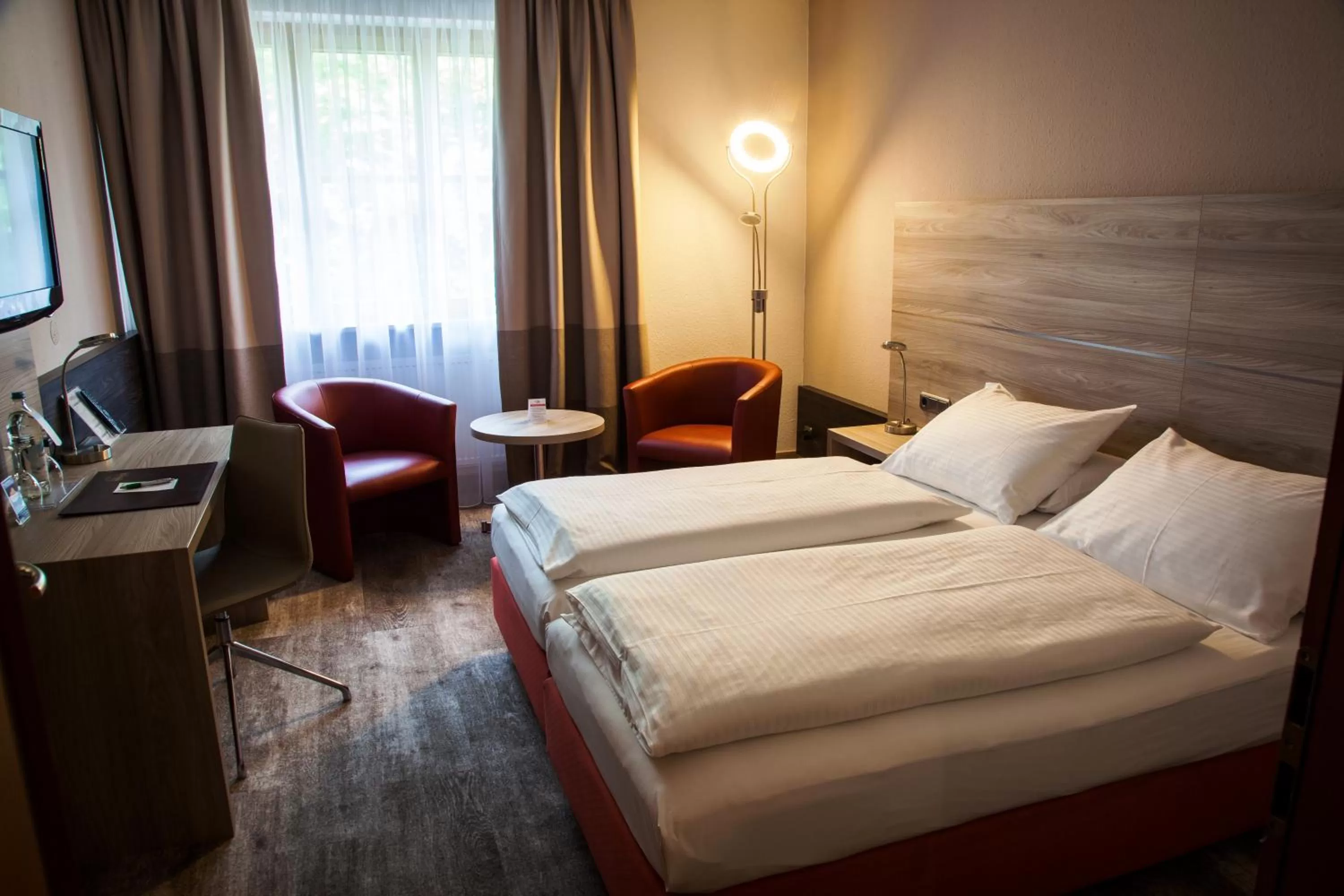 Photo of the whole room, Bed in Hotel Kastanienhof