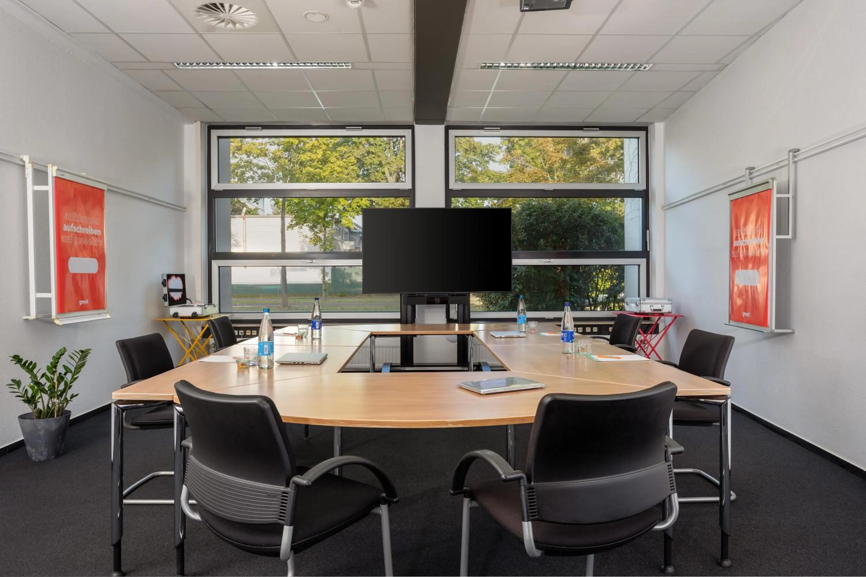 Business facilities in The Hotel Darmstadt