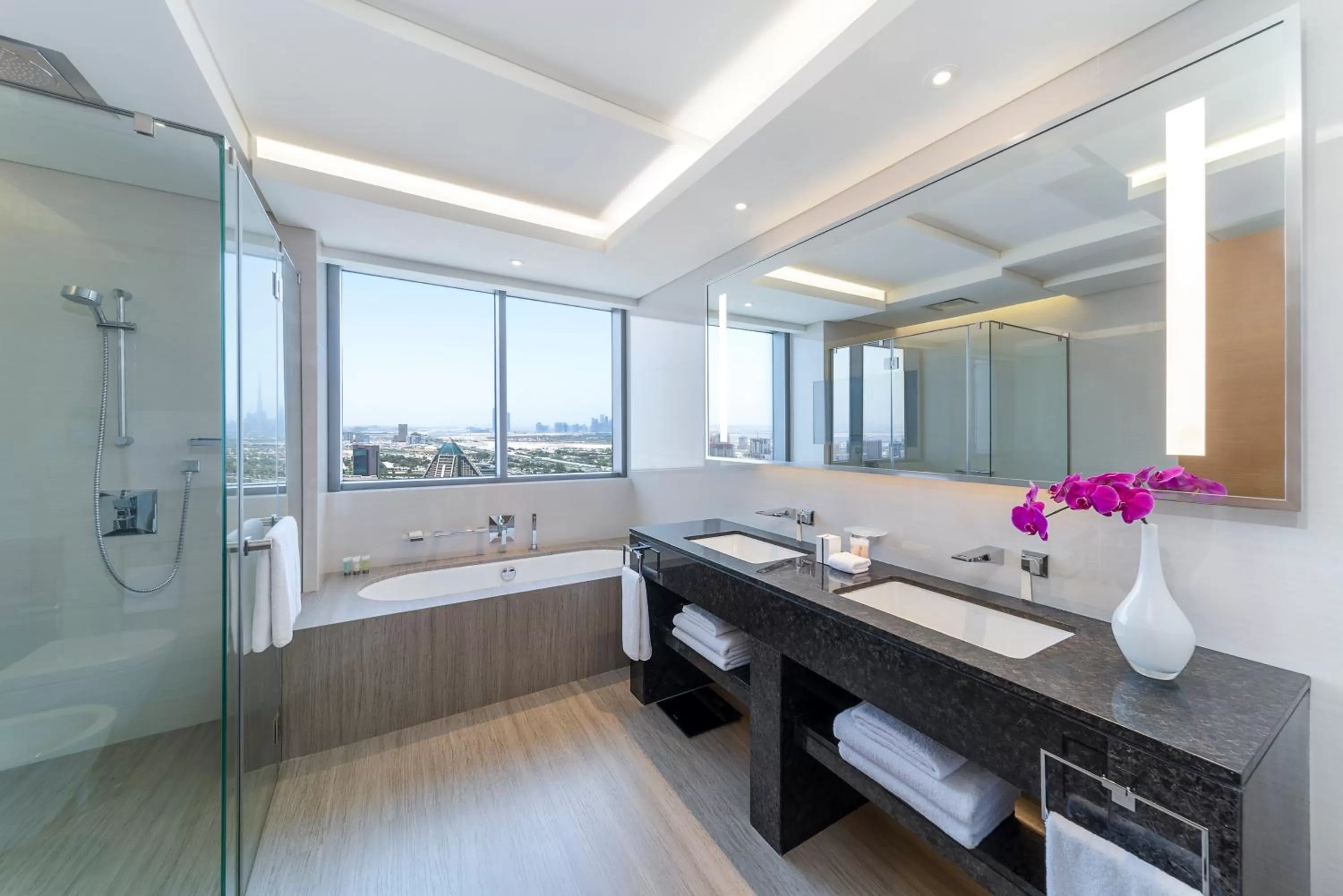 Bathroom in Hyatt Regency Dubai Creek Heights