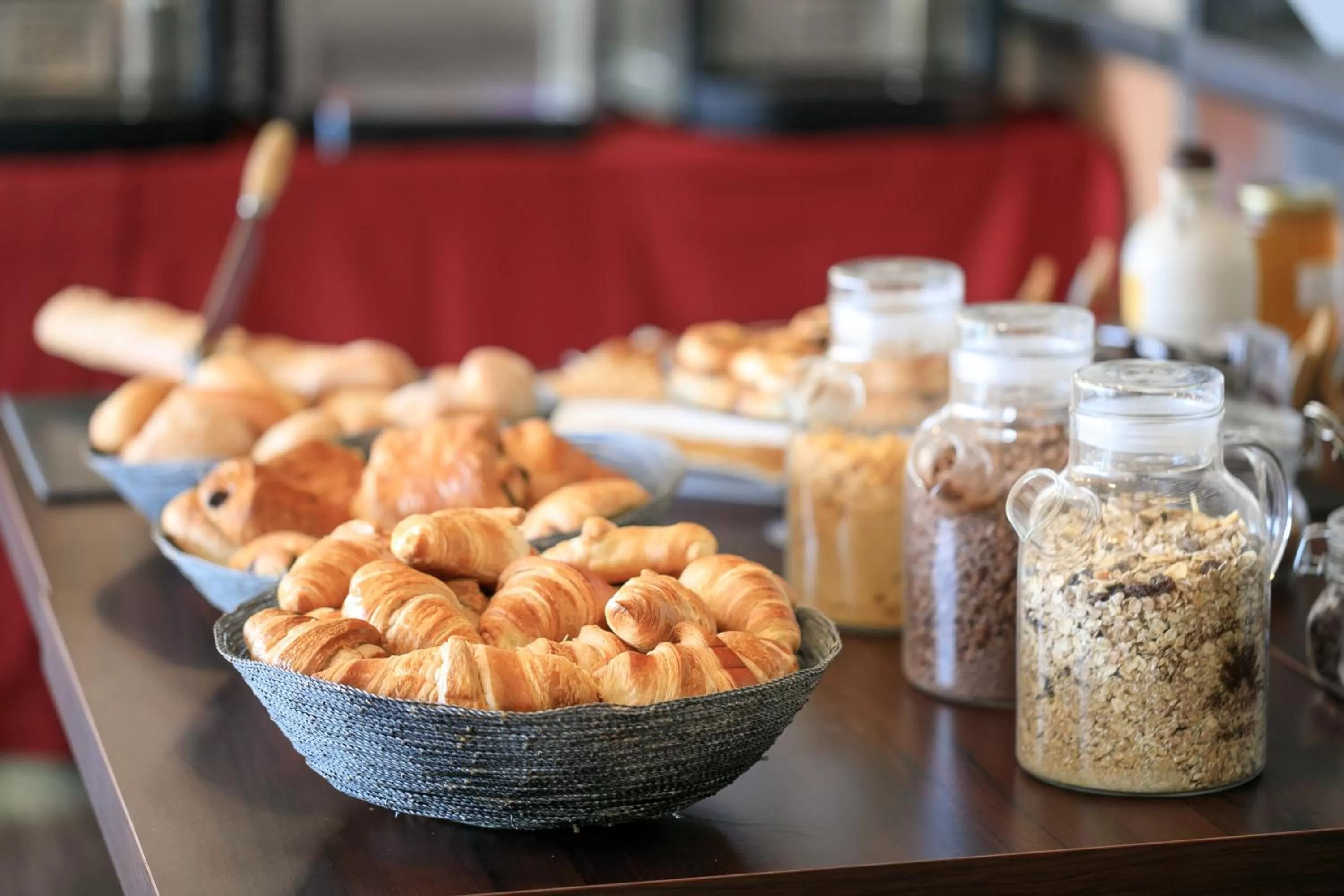 Food in Best Western Hôtel des Orangers Cannes