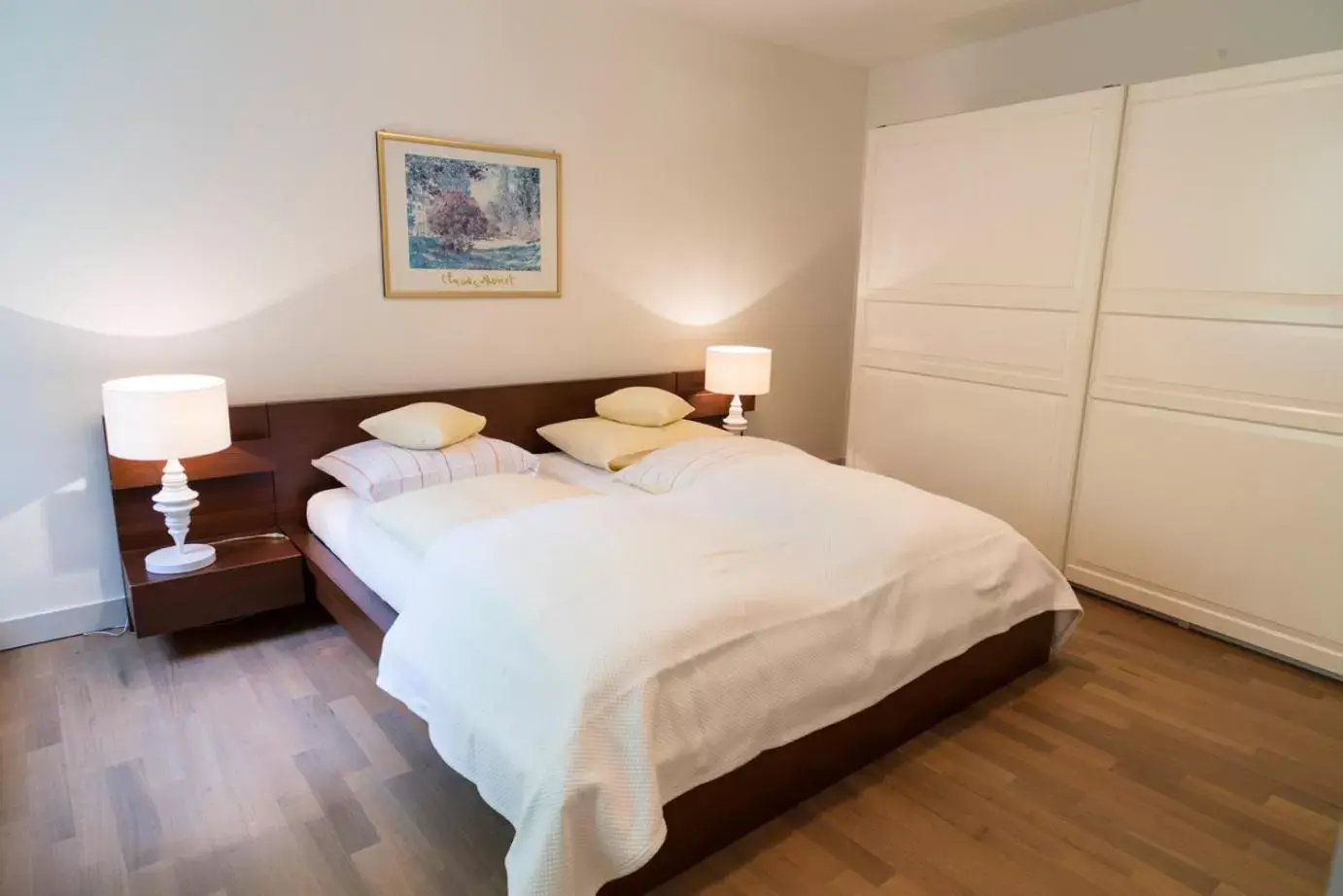 Deluxe One-Bedroom Apartment in Tertianum Parkresidenz Meilen Deluxe One-Bedroom Apartment in Tertianum Parkresidenz Meilen