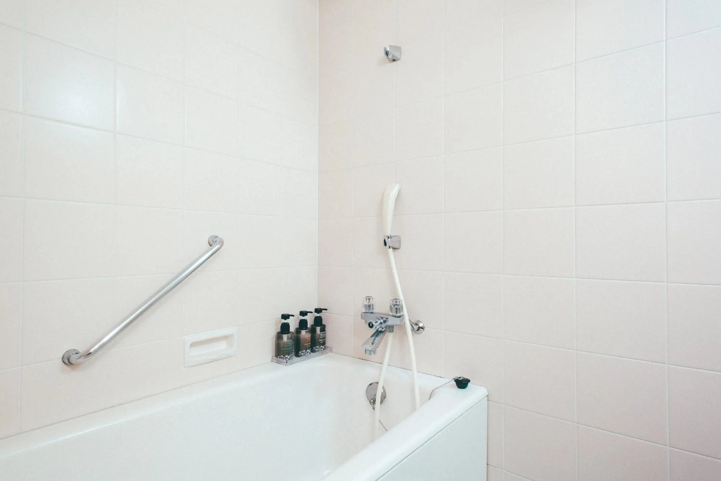 Shower in Kanazawa Kokusai Hotel