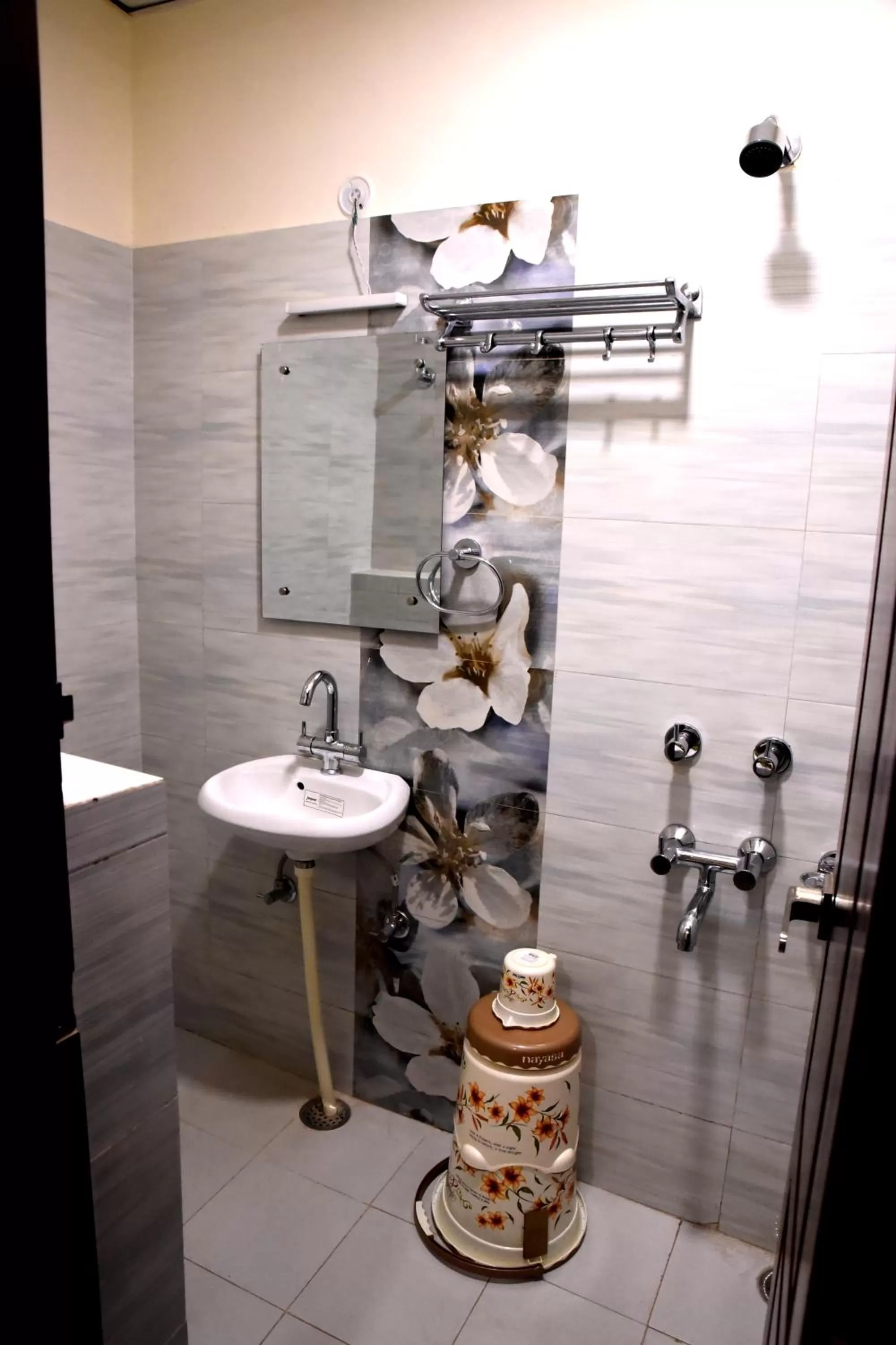 Bathroom in Hotel Silver Palace