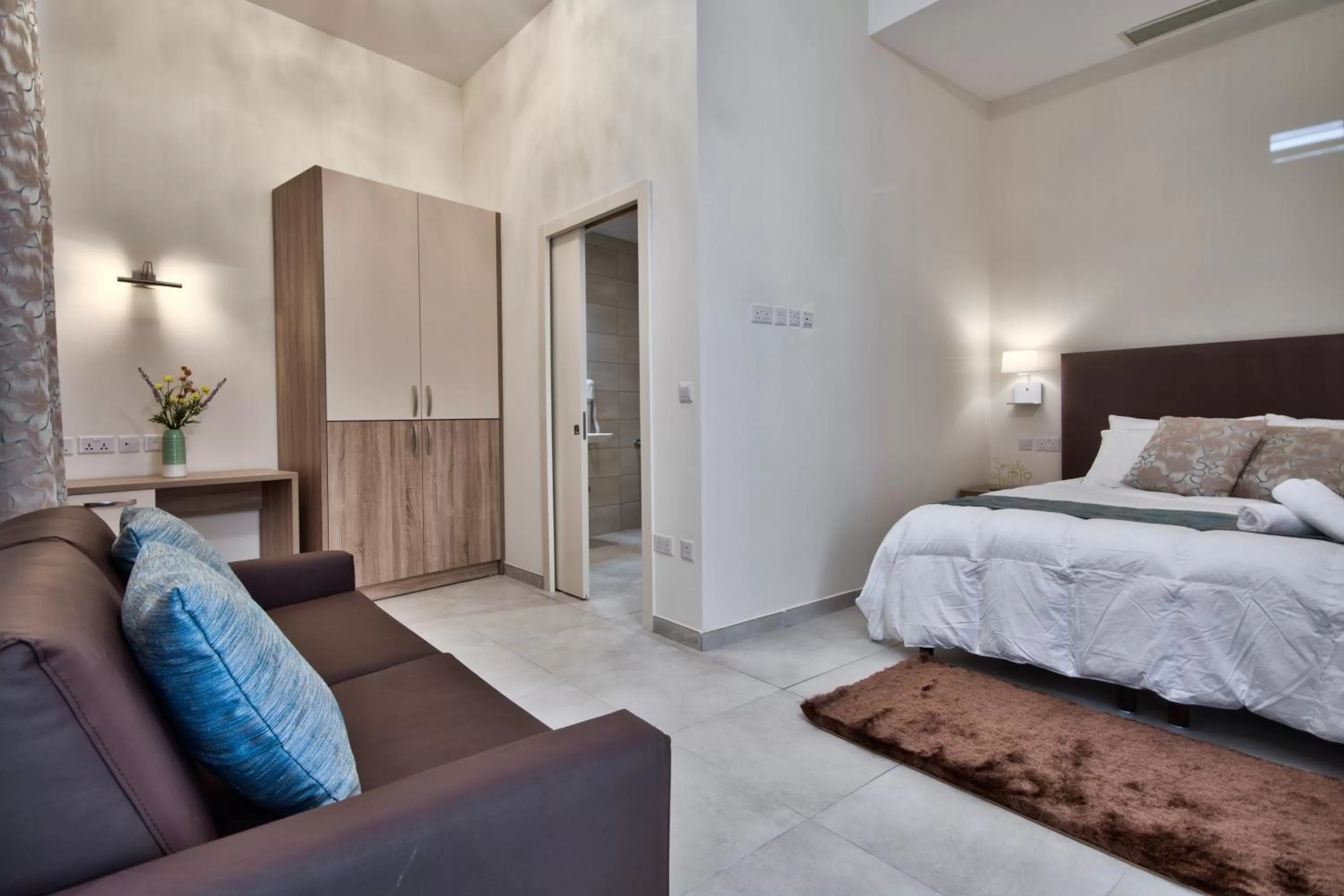 Bed in The Suites – Piazza Kirkop